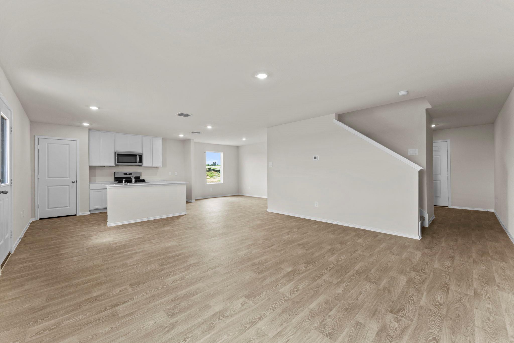 119 Howard DR — photo 4