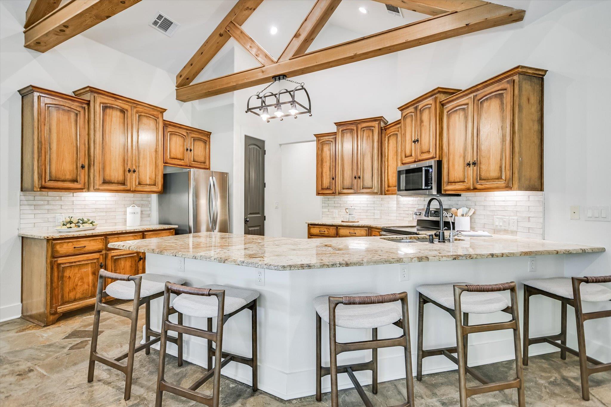 228 Neal DR — photo 4