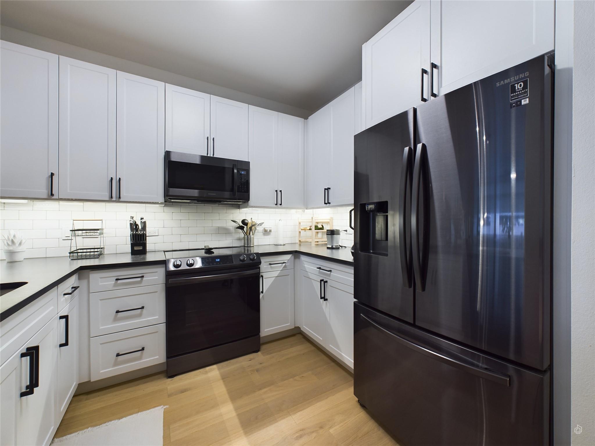 54 Rainey ST #415 — photo 3