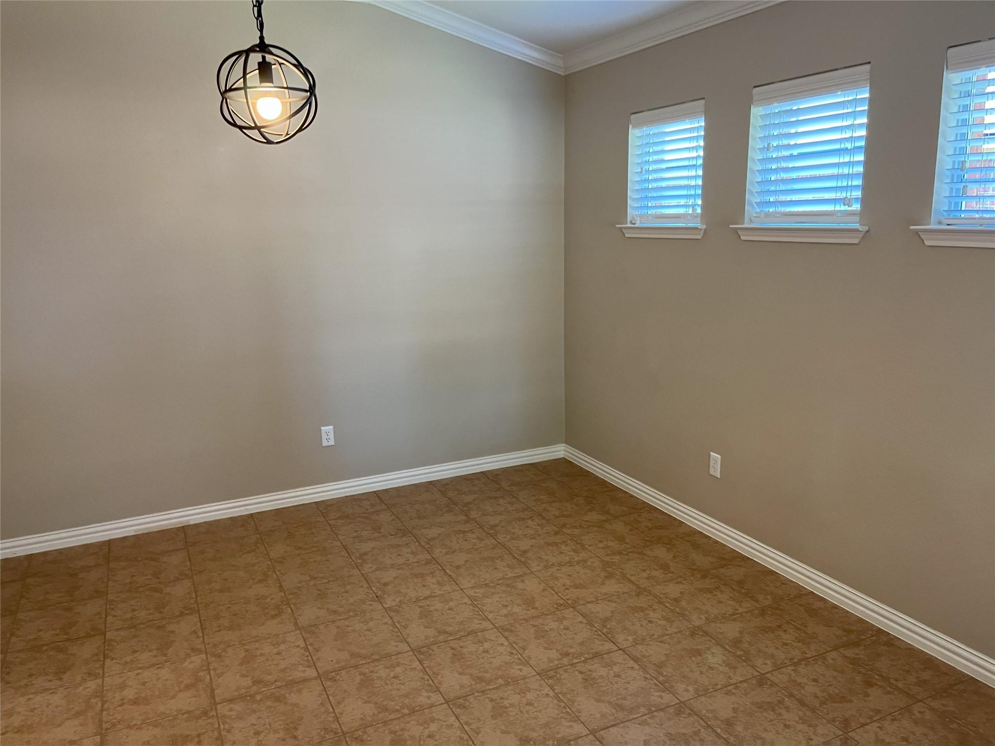 2375 Garlic Creek DR — photo 3