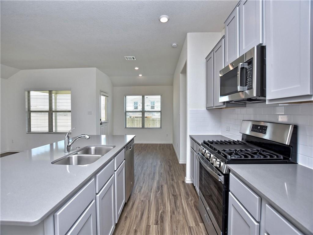 21413 Wilmiller LN — photo 3
