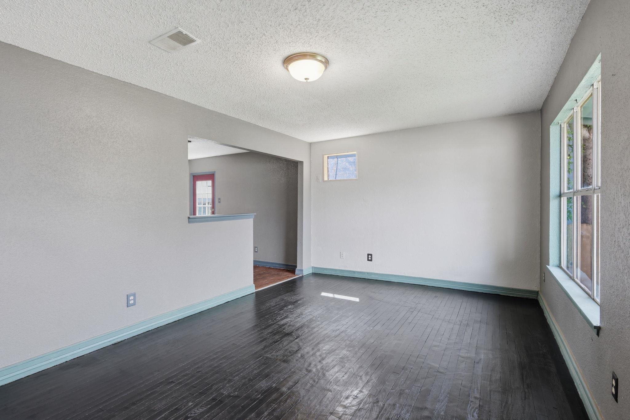 312 Blackson Ave — photo 3