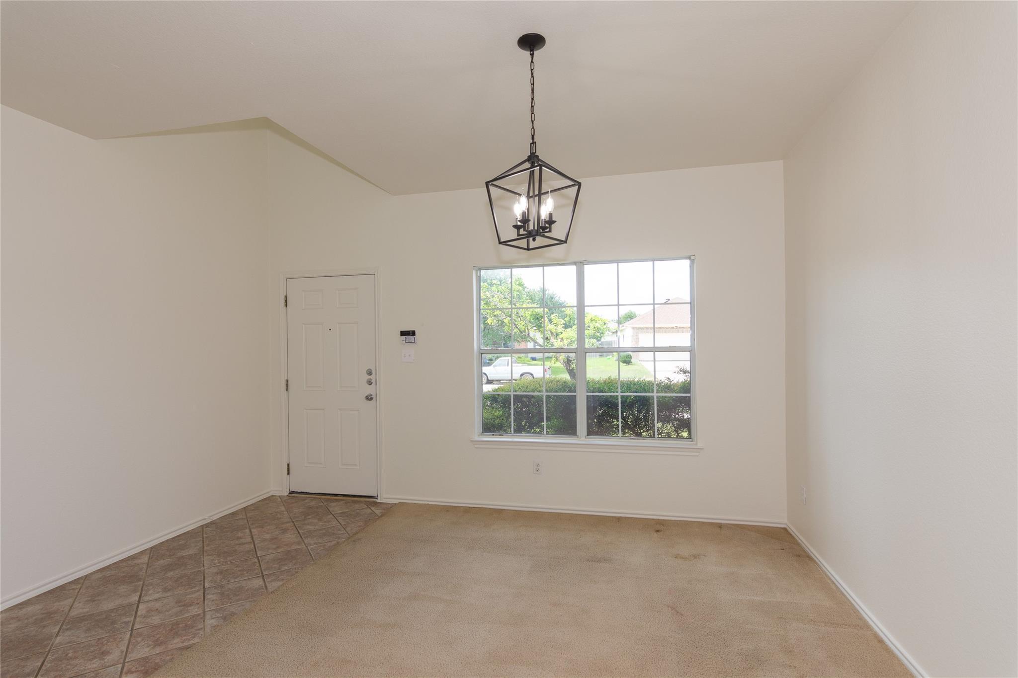 18209 Maxa DR — photo 5