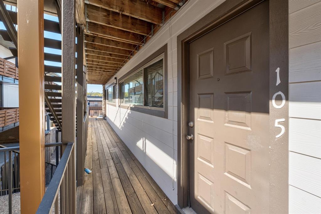 2404 Longview ST #105 — photo 3