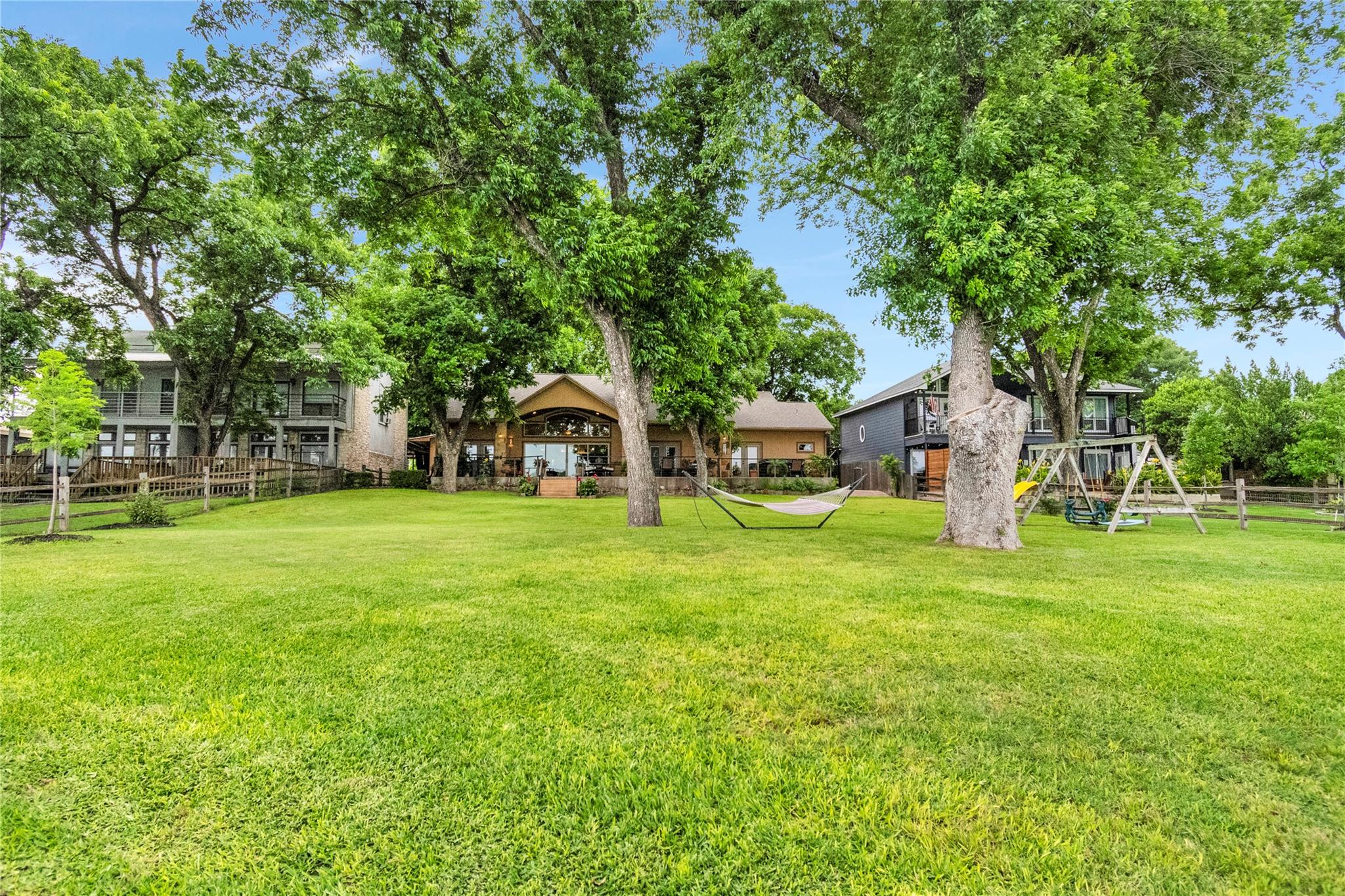 124 Riverbend Lane — photo 3