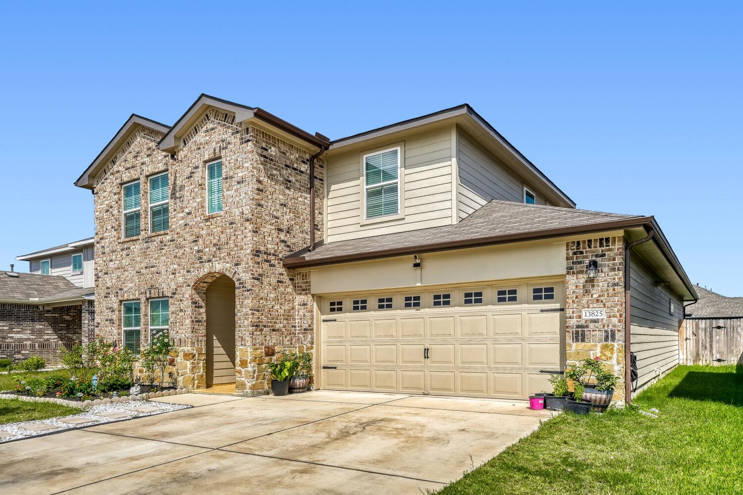 13825 Thomas Wheeler WAY — photo 4