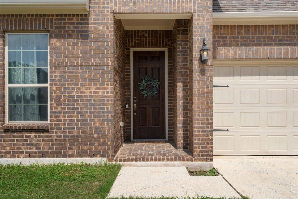 1313 Mustang Brook LN — photo 5