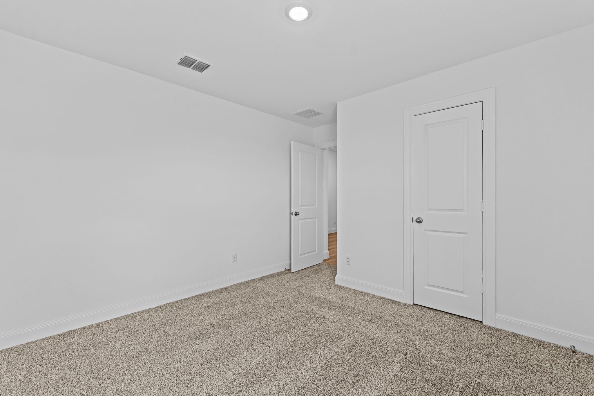 127 Union Pacific DR — photo 5