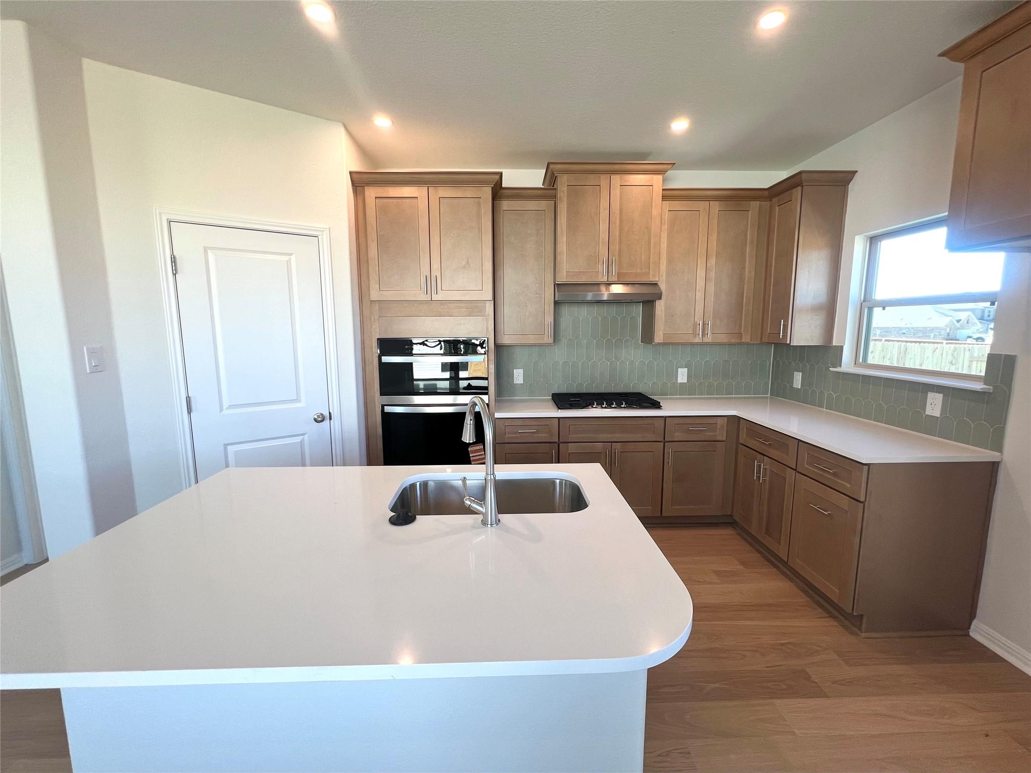 141 White Horses DR — photo 4