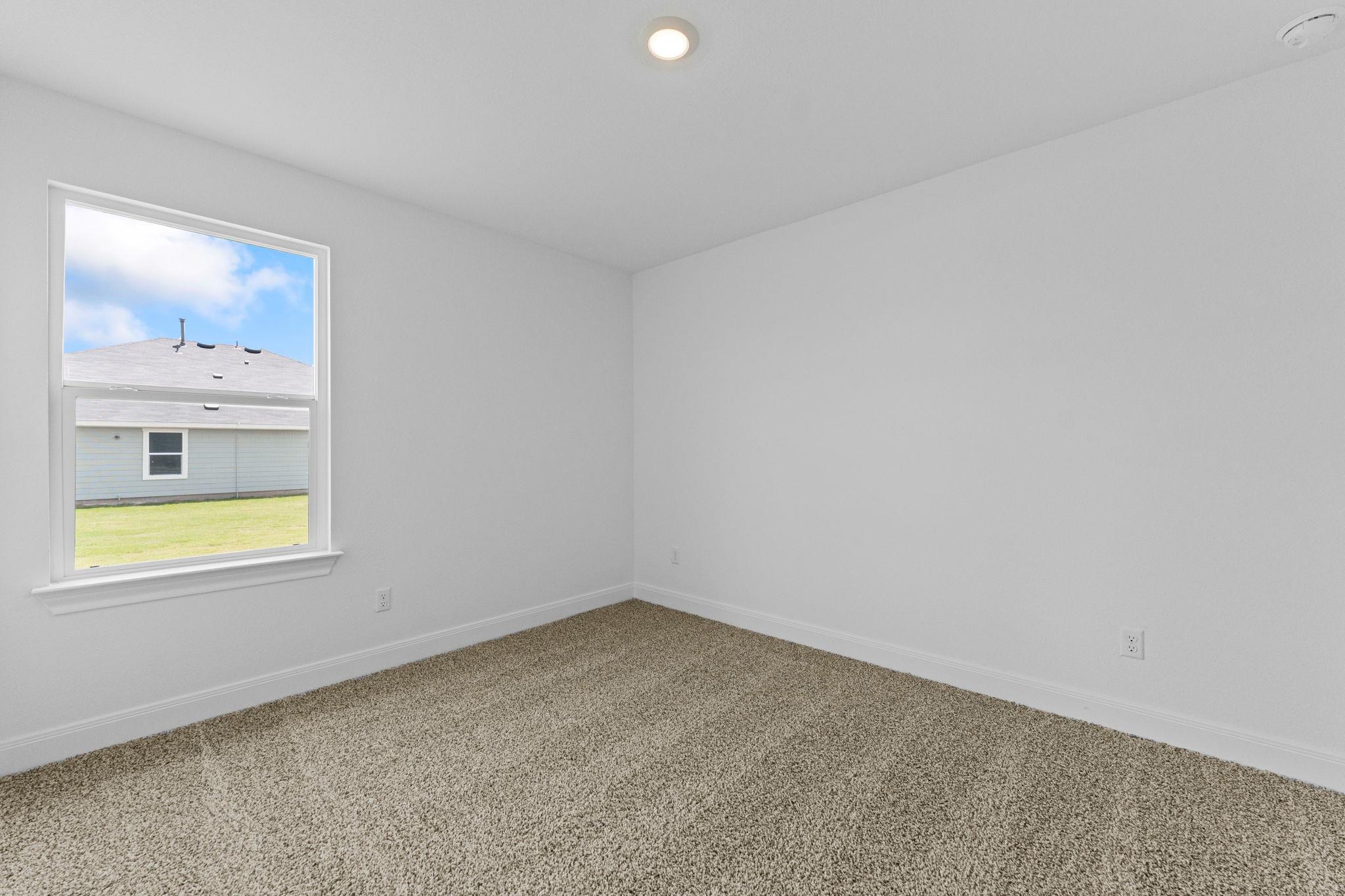 137 Union Pacific DR — photo 5