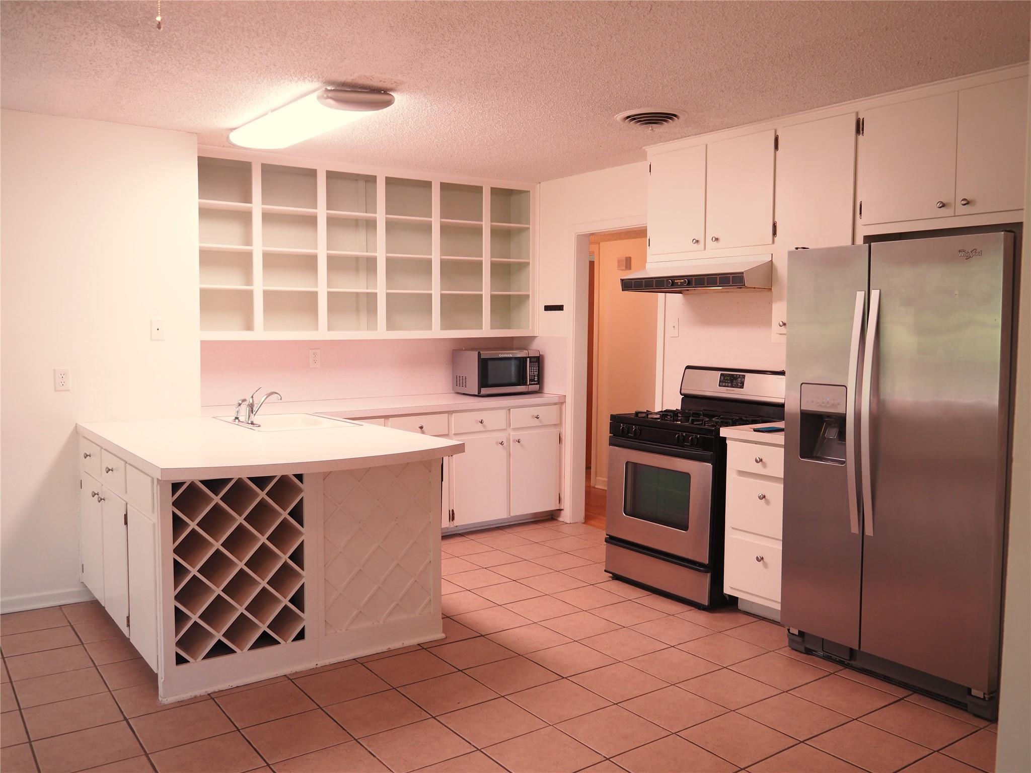 2506 Addison Ave — photo 5