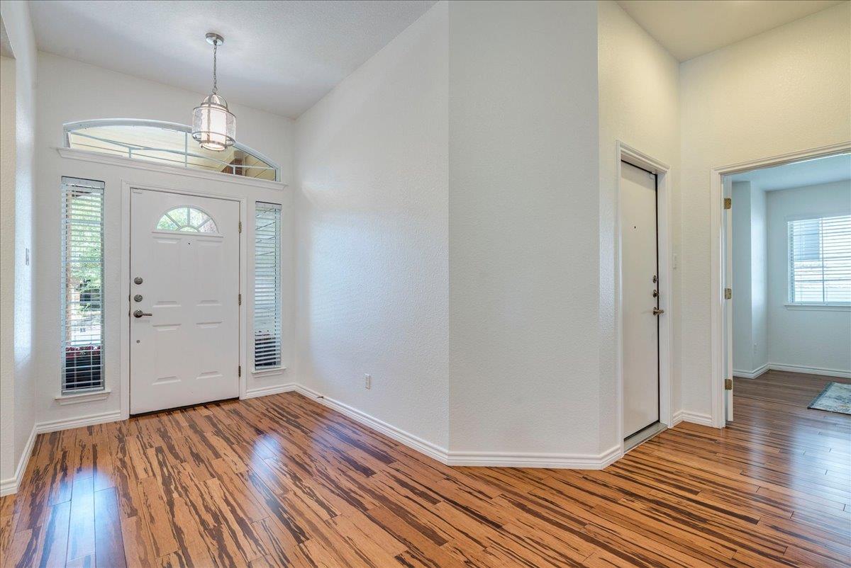 2912 Lynnbrook DR — photo 4