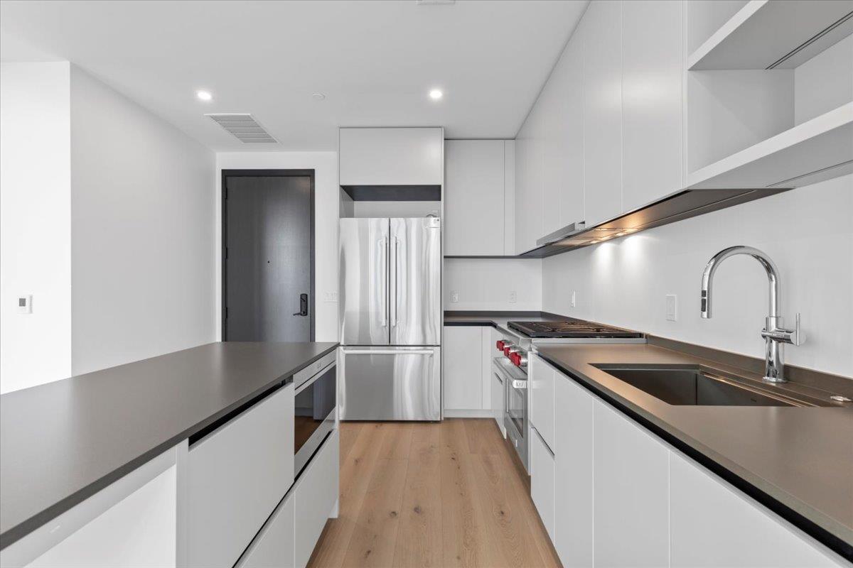 610 Davis ST #2503 — photo 4