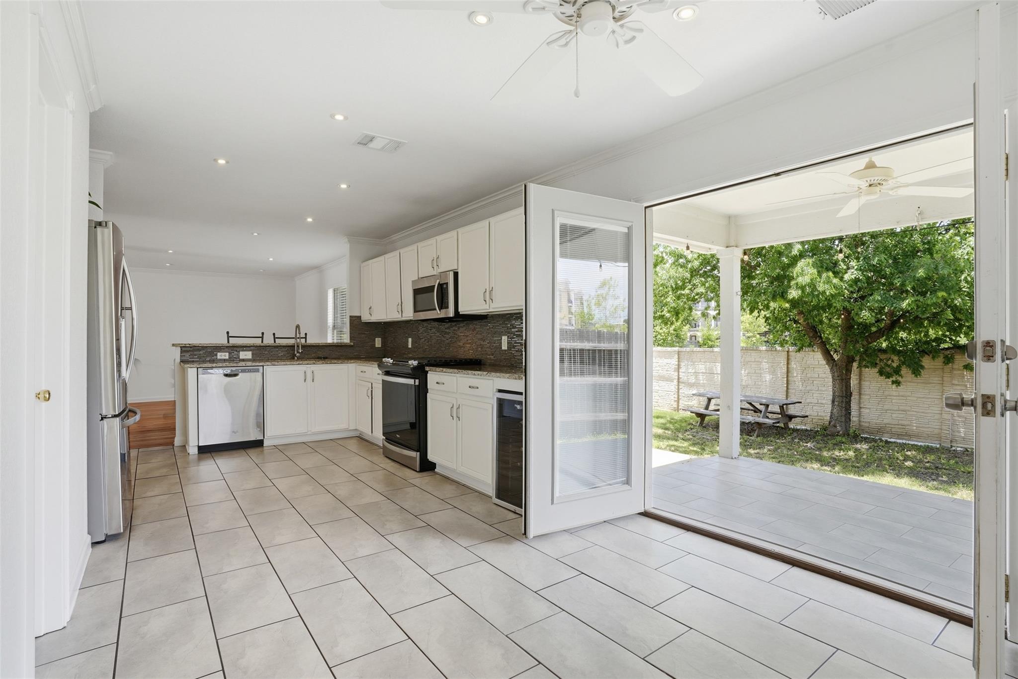3838 Haleys WAY — photo 4
