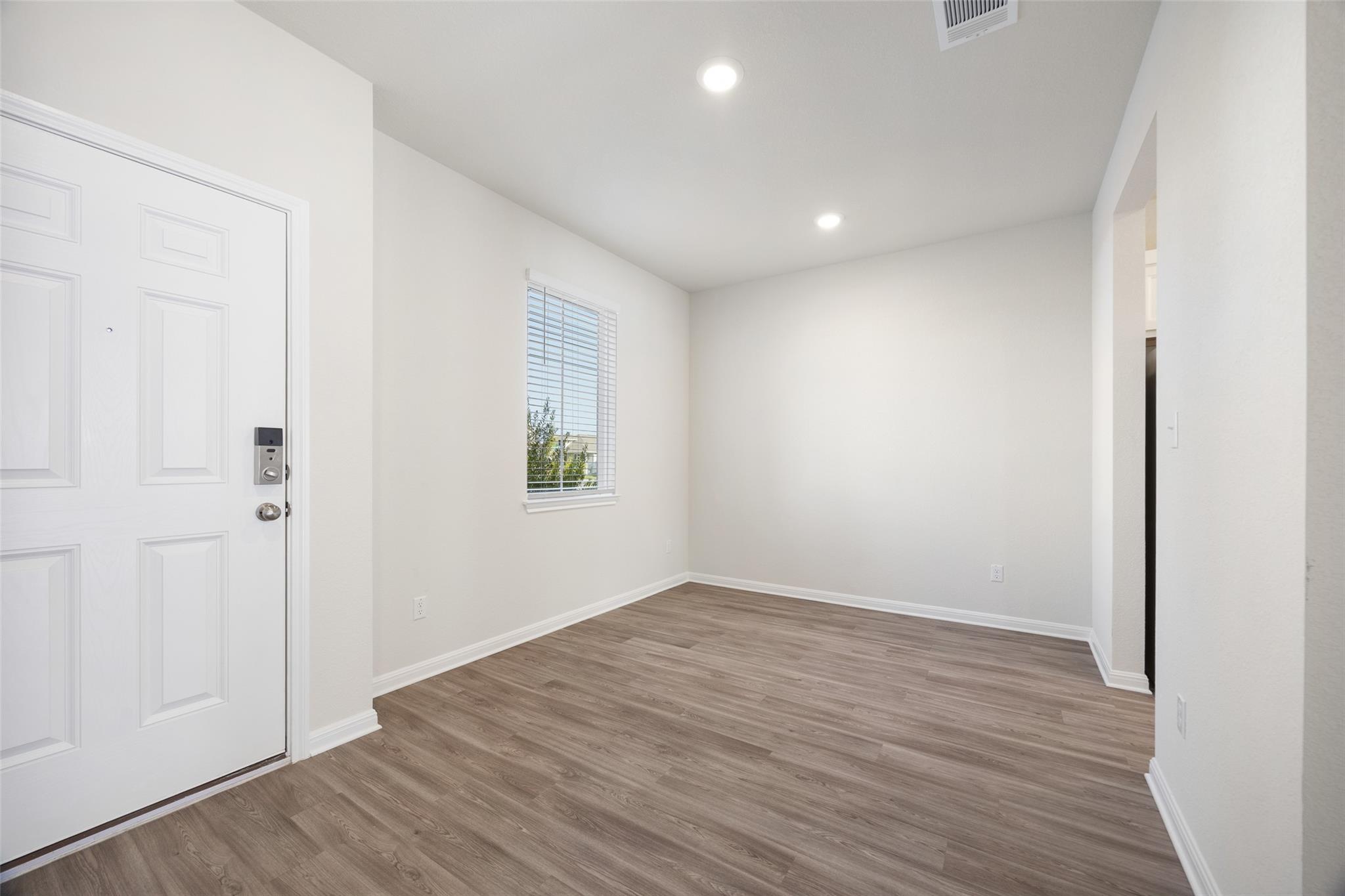 2412 Jack Nora WAY — photo 4
