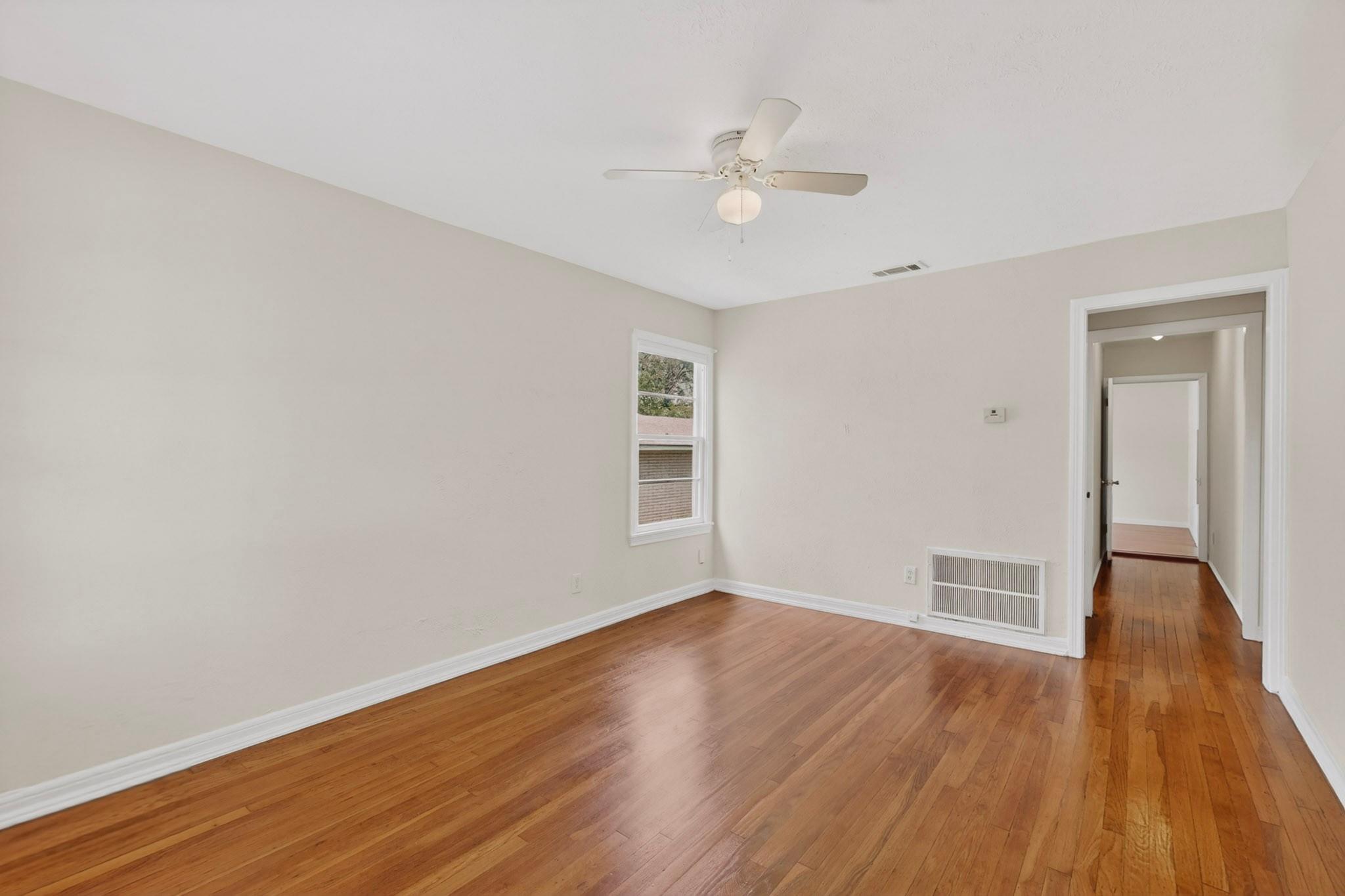 1421 Berene Ave — photo 5