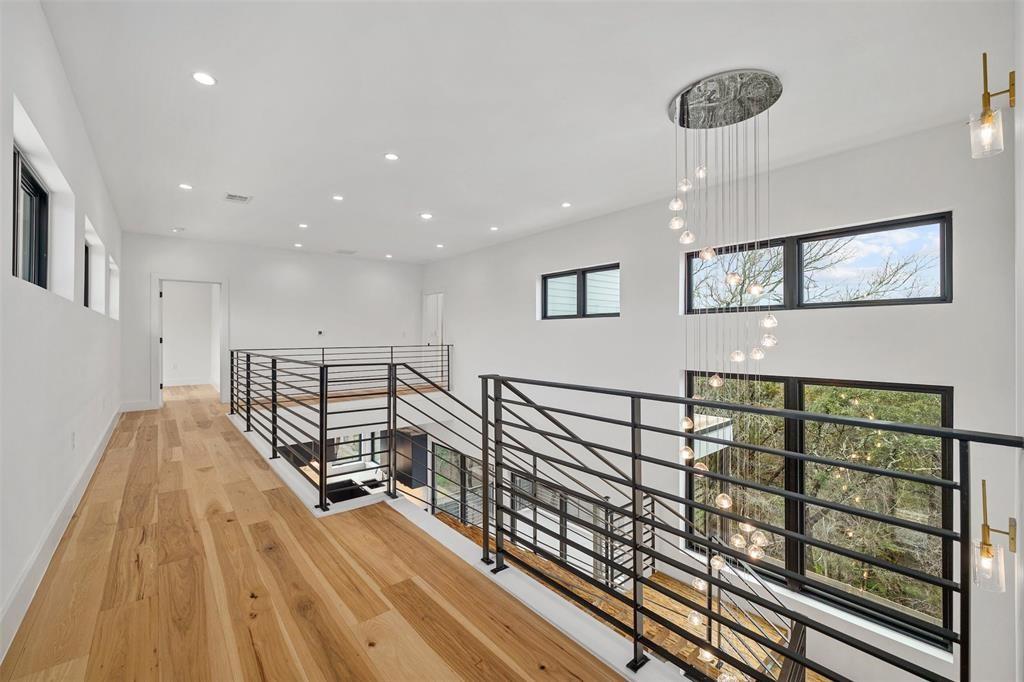 200 Lake Hills DR — photo 5