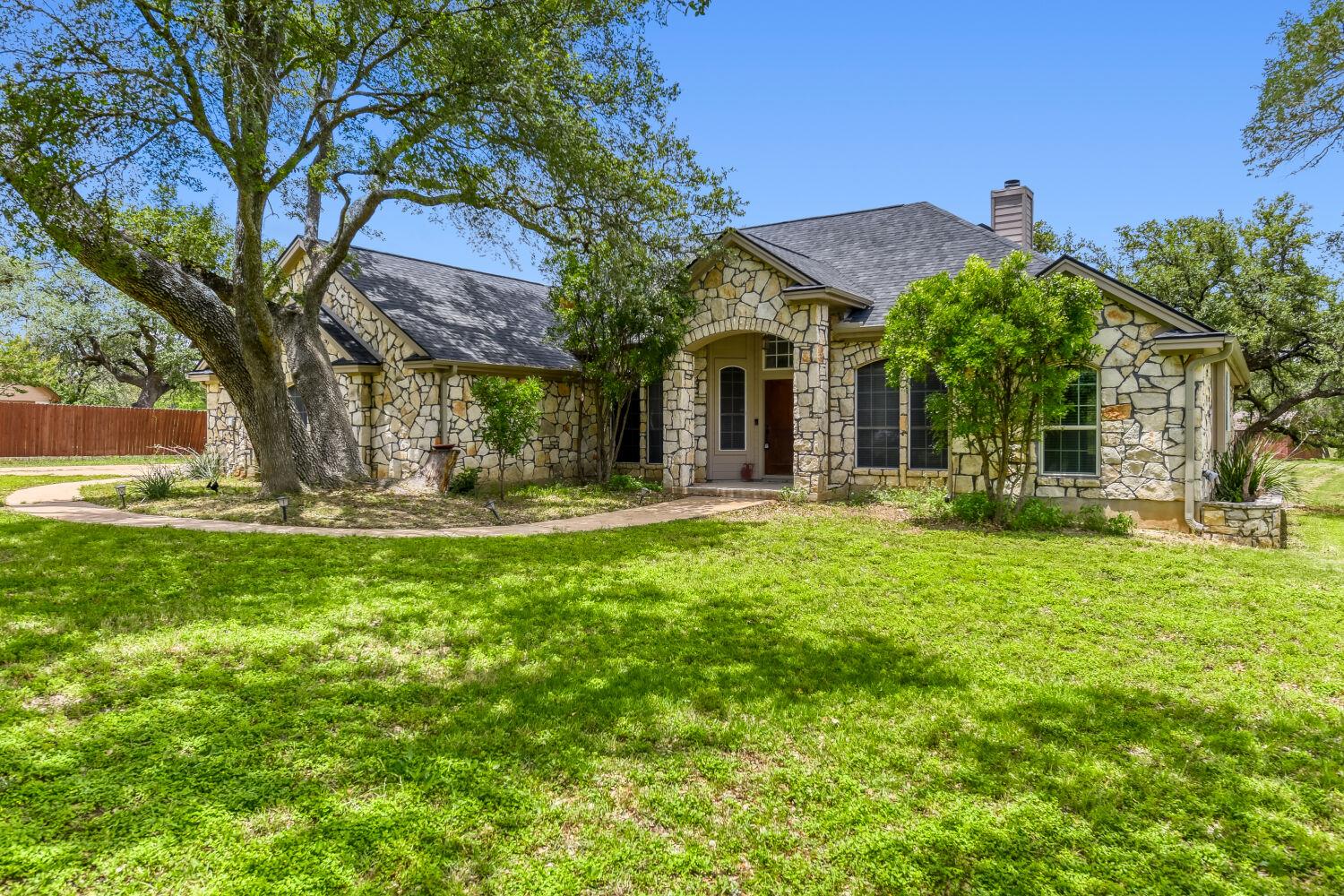 330 Humphrey DR — photo 4