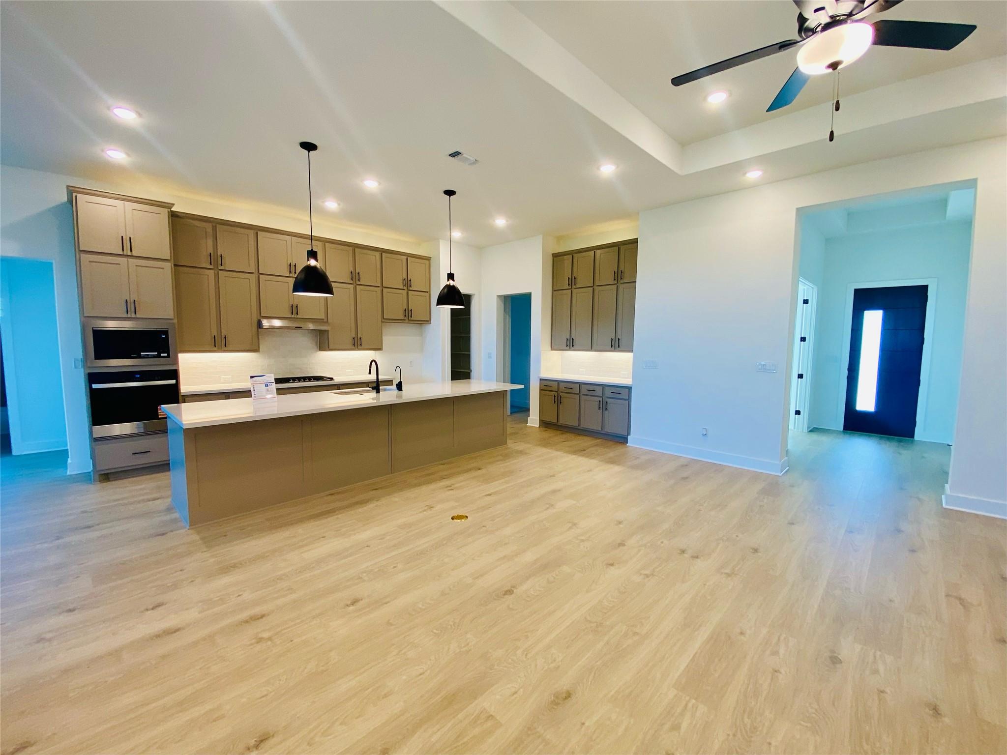 1129 Twisted Tarpley LN — photo 4