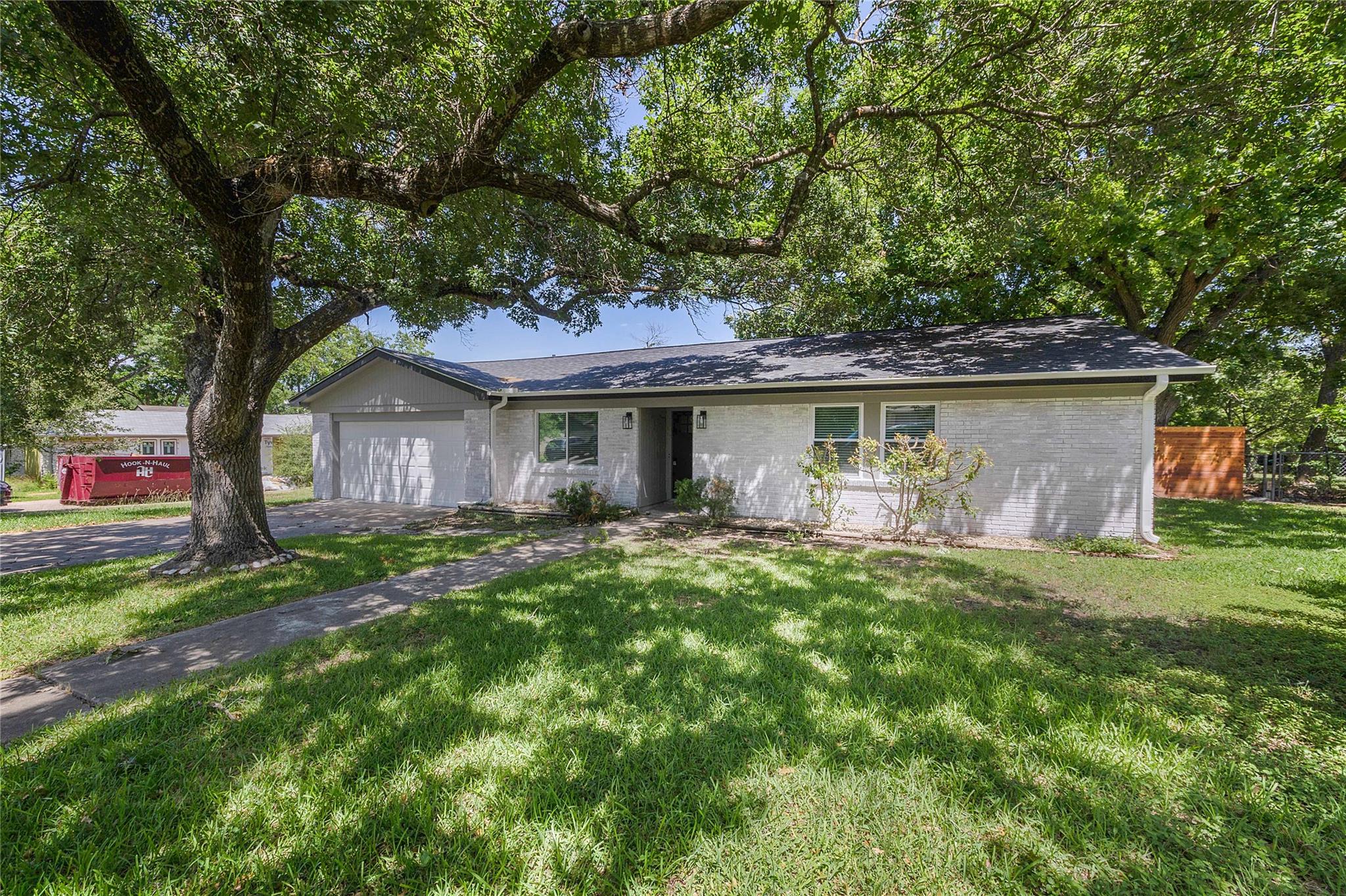 11603 Oak TRL — photo 3