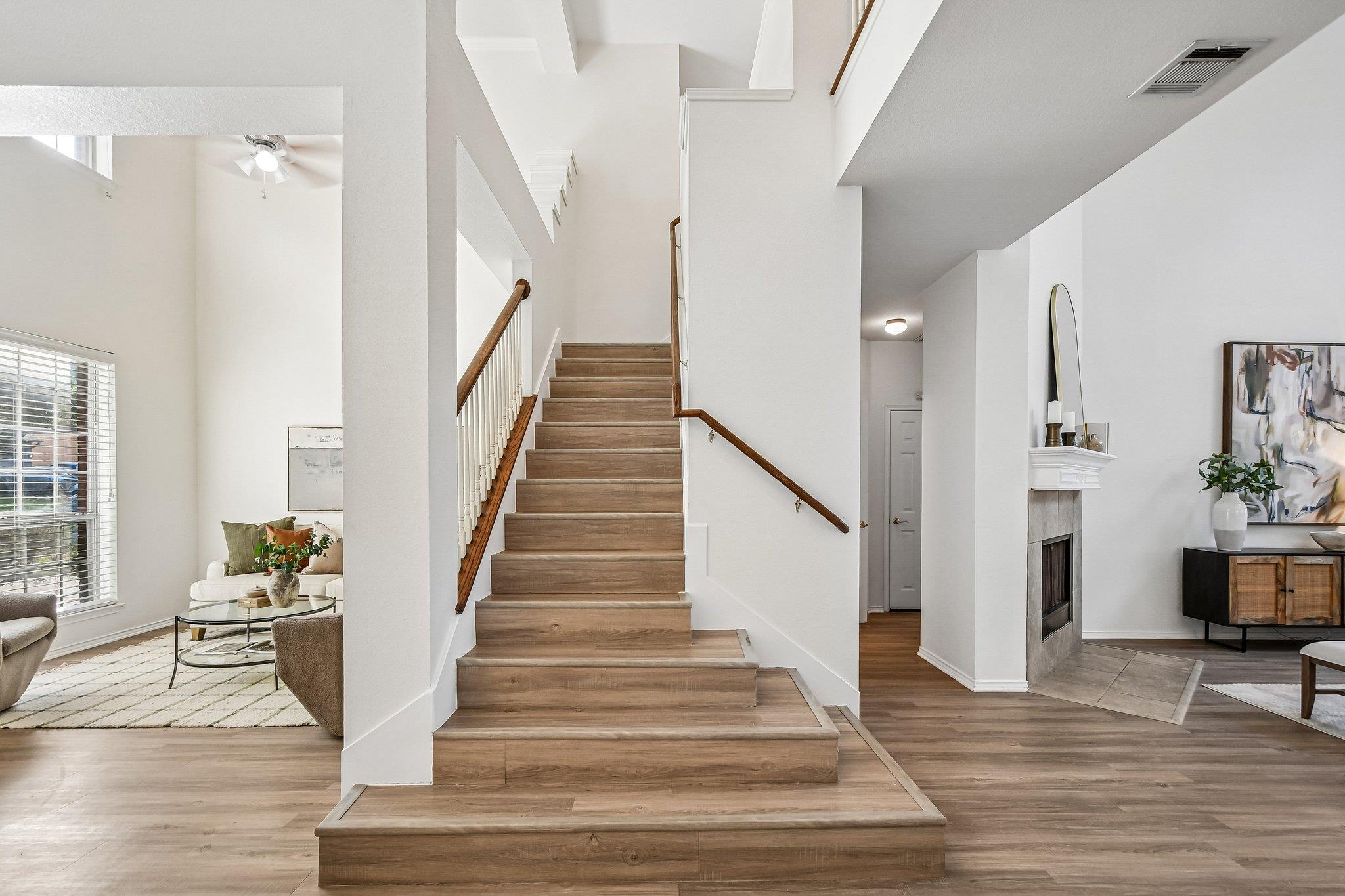 4002 Lord Byron CIR — photo 5