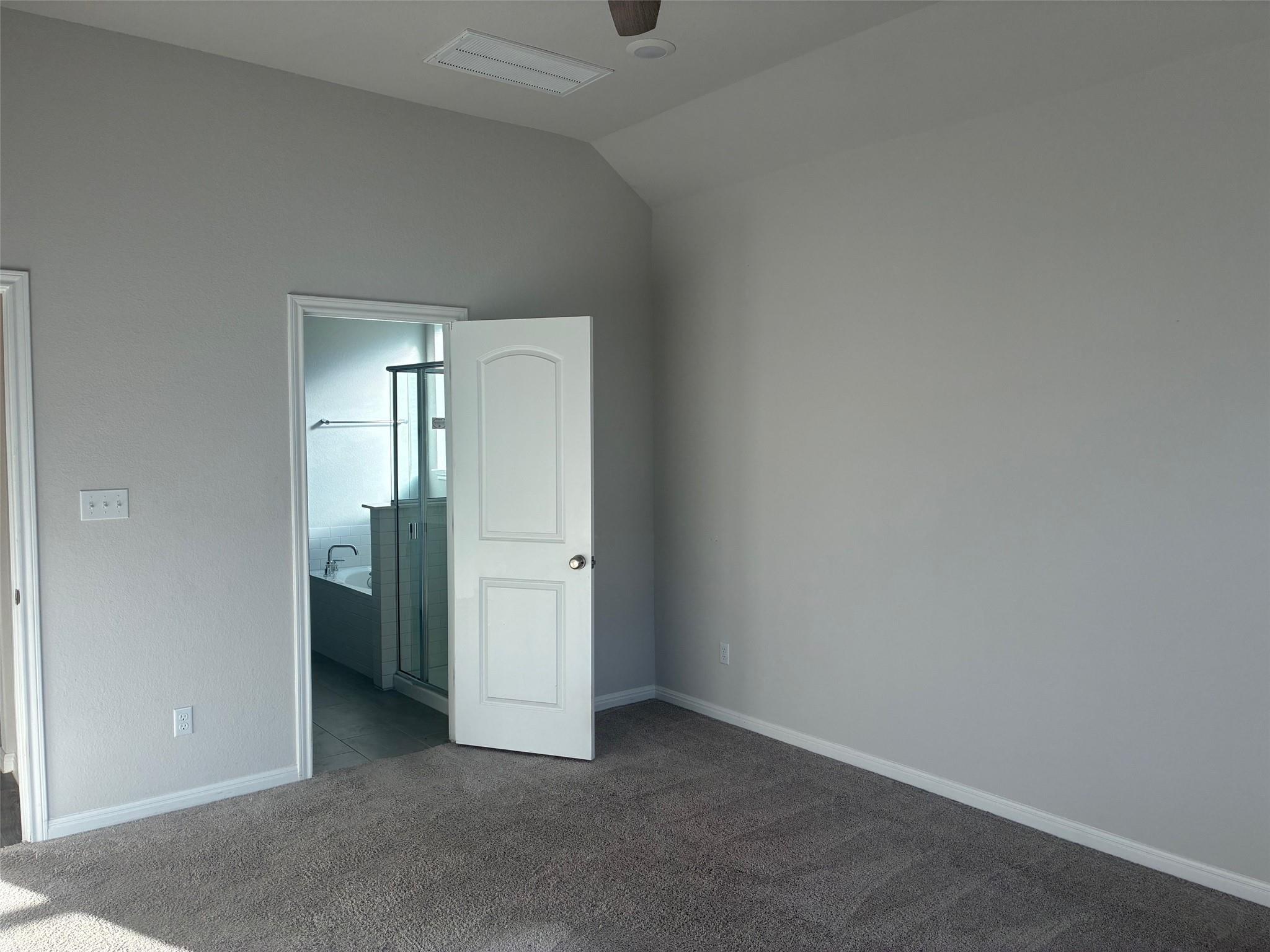 2509 Berryville LN — photo 5