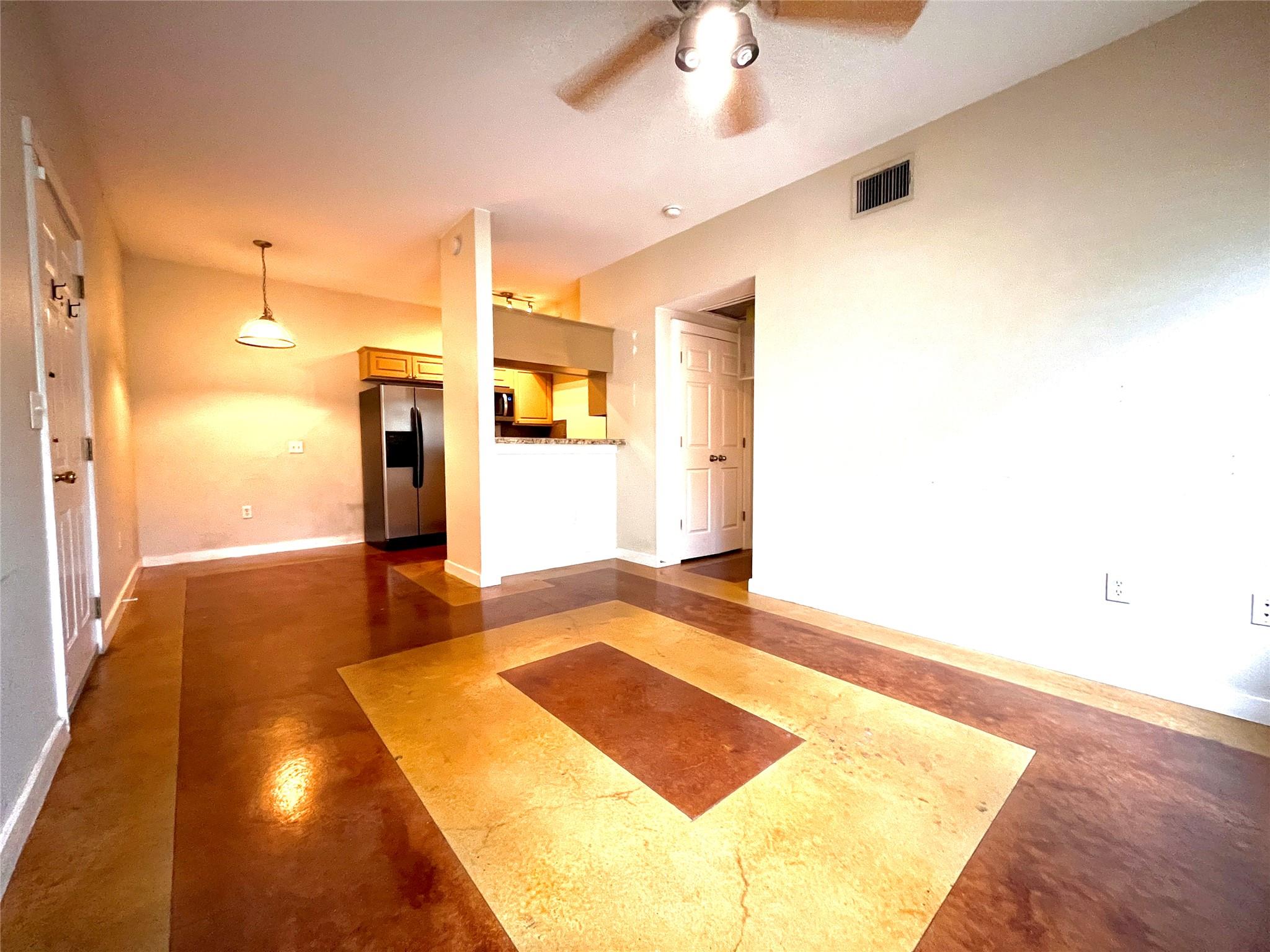 2106 Cullen Ave #112 — photo 4