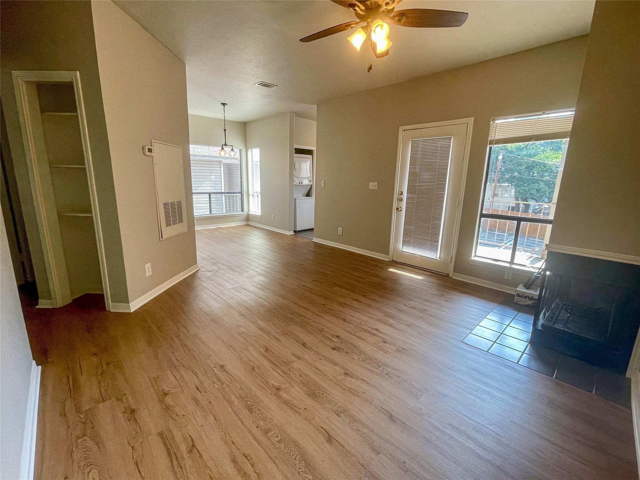310 Pat Garrison ST #8 — photo 5