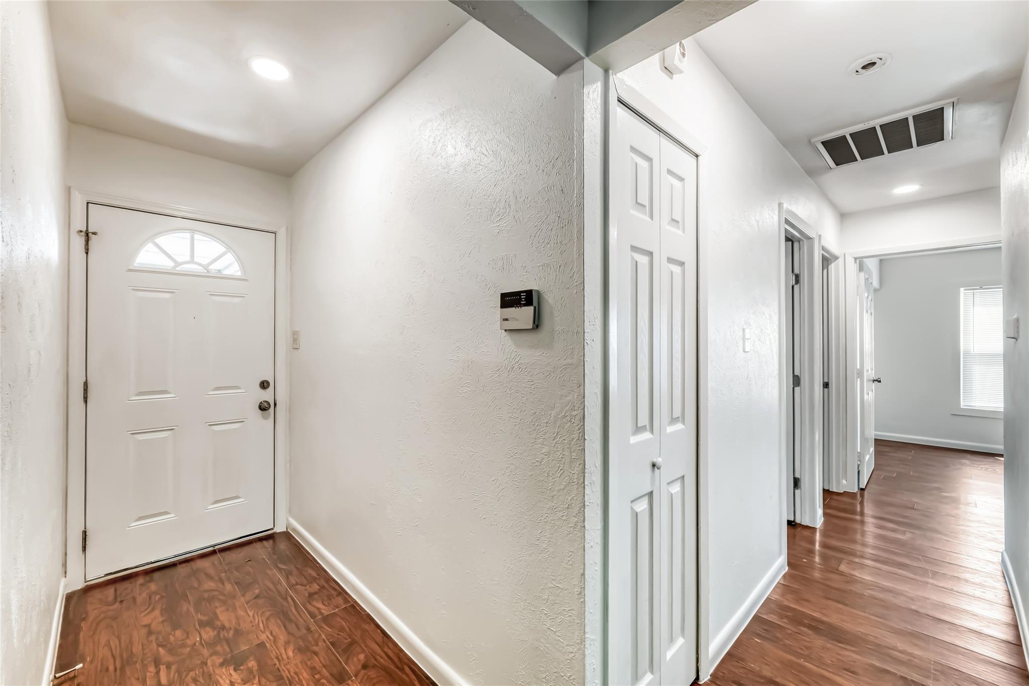 8505 Mayview DR — photo 3