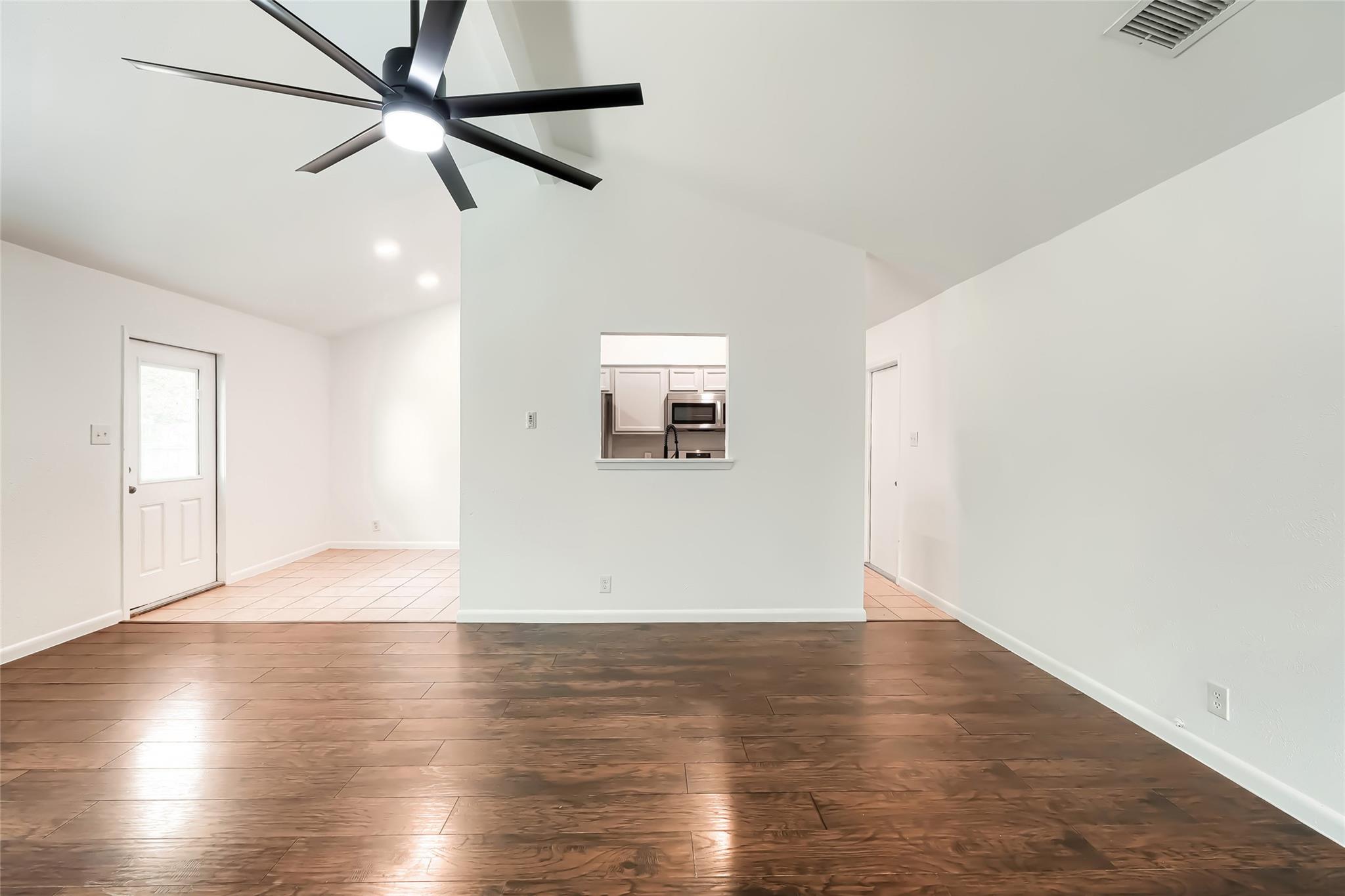 8505 Mayview DR — photo 4