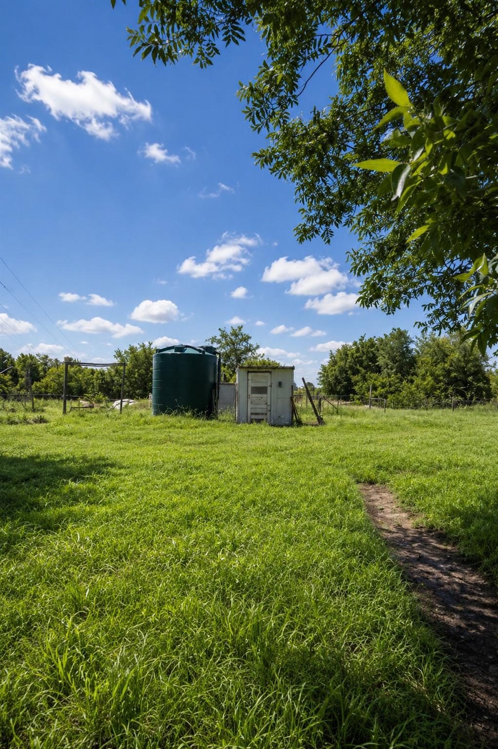 3951 Fm 970 — photo 5