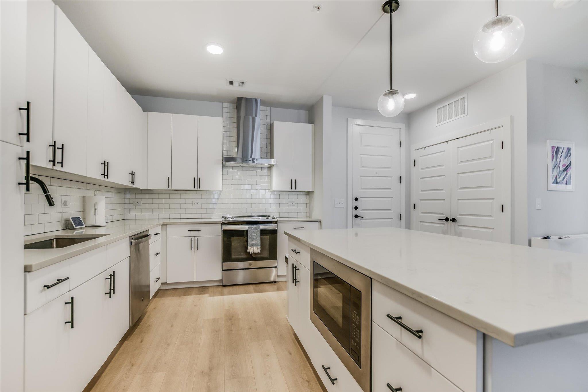 3101 Govalle Ave #209 — photo 3