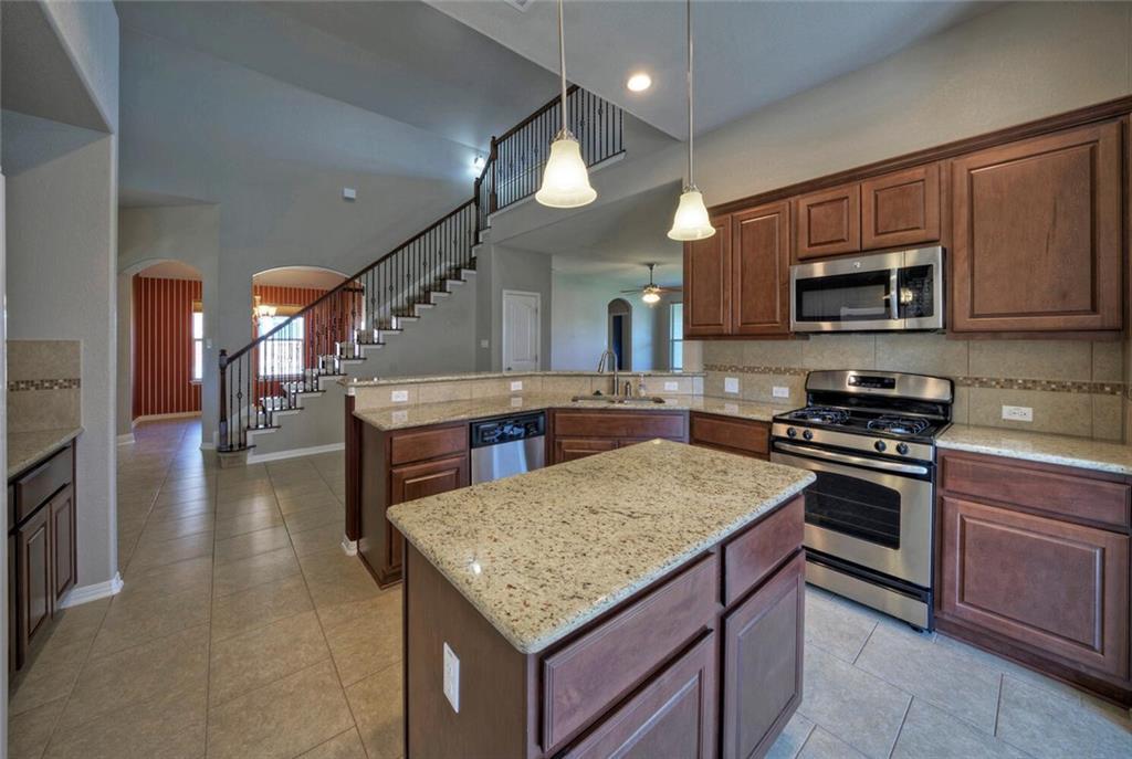 18413 Falcon Pointe BLVD — photo 5