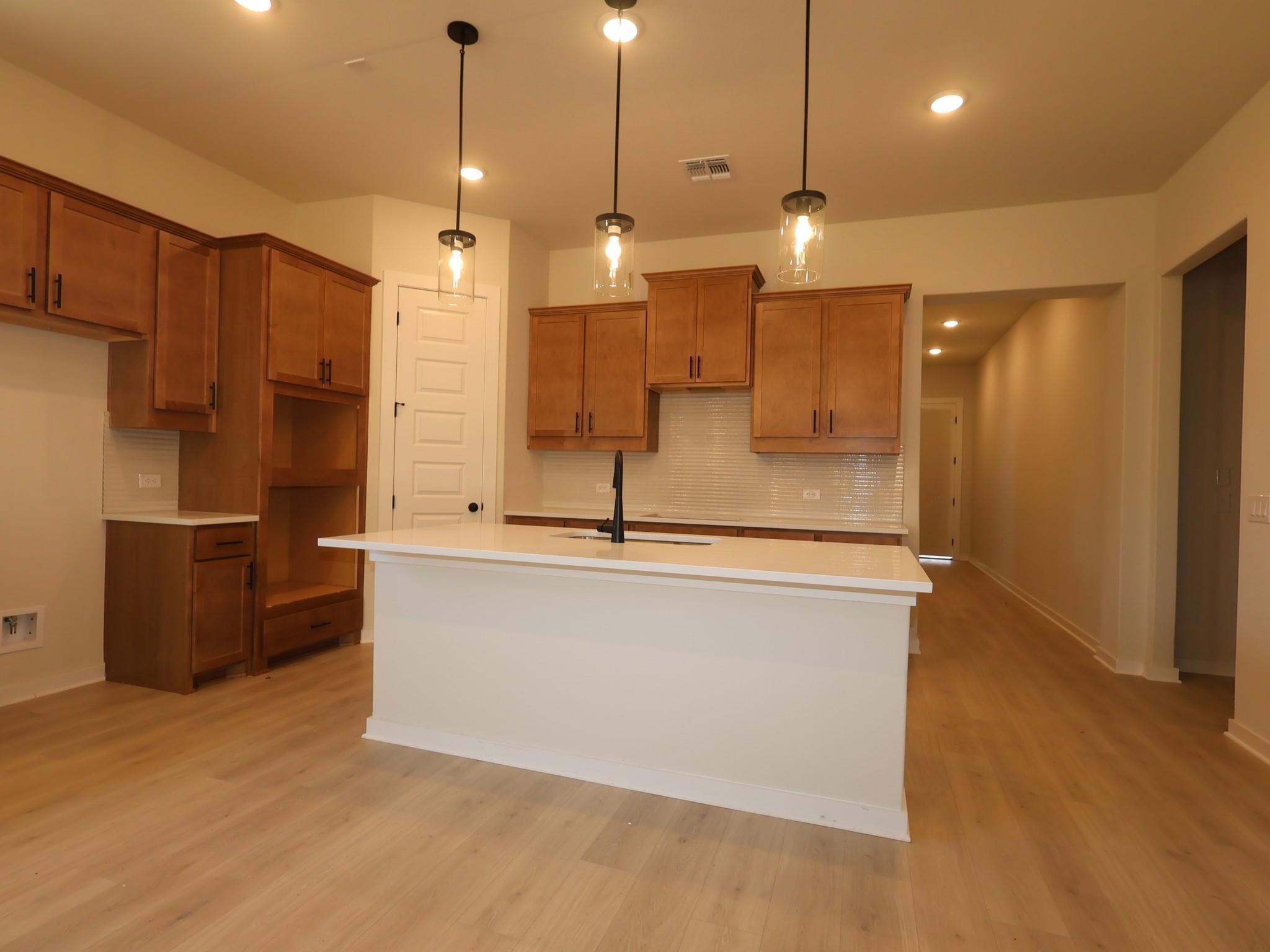 296 Champ Ave — photo 4