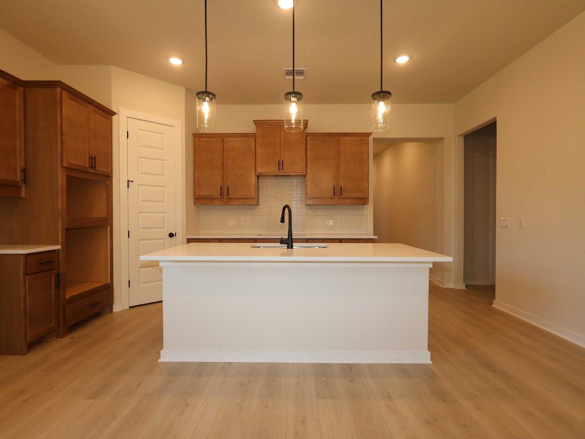 296 Champ Ave — photo 5