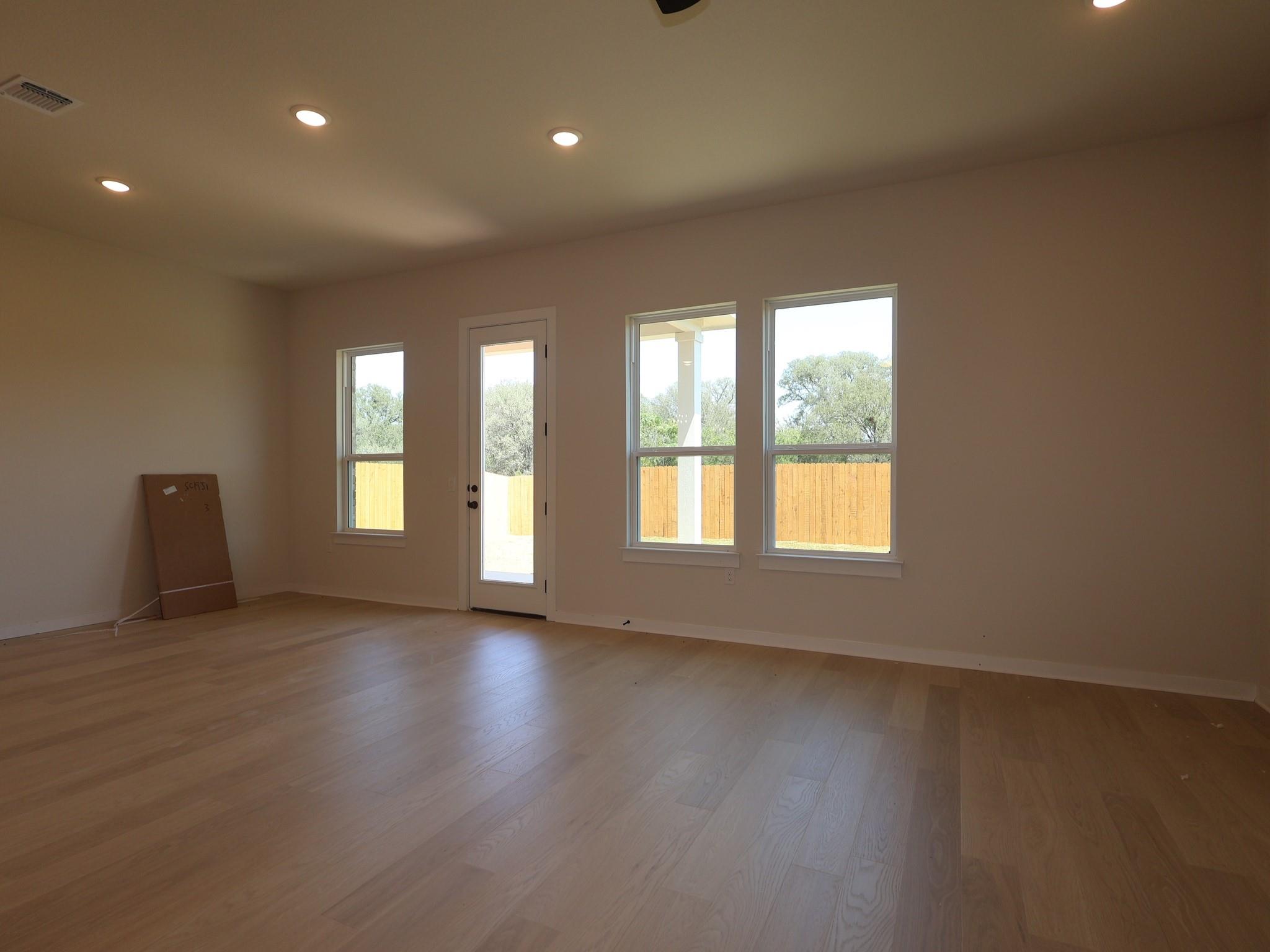 160 Champ Ave — photo 5