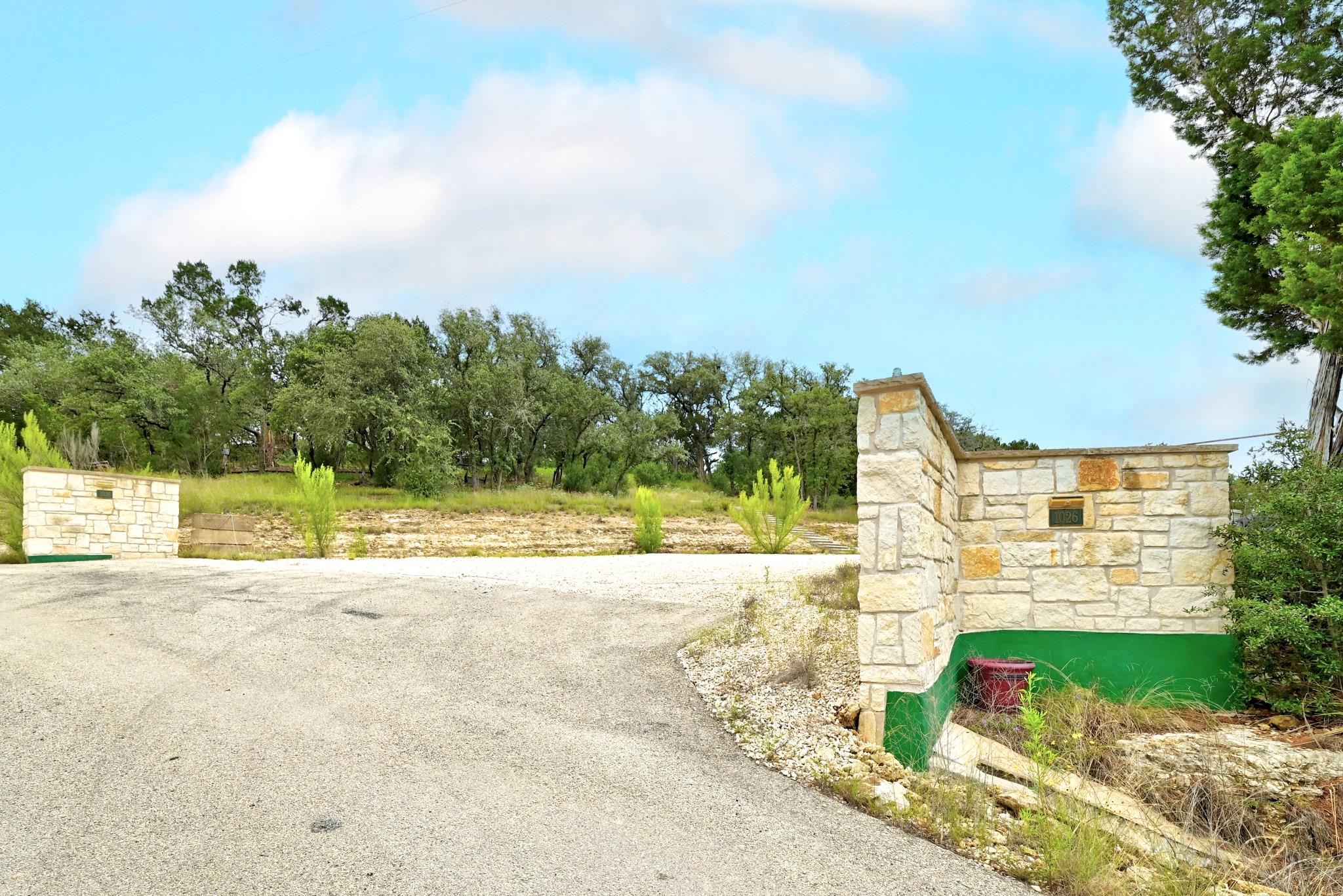 1026 Timmeron TRL — photo 3