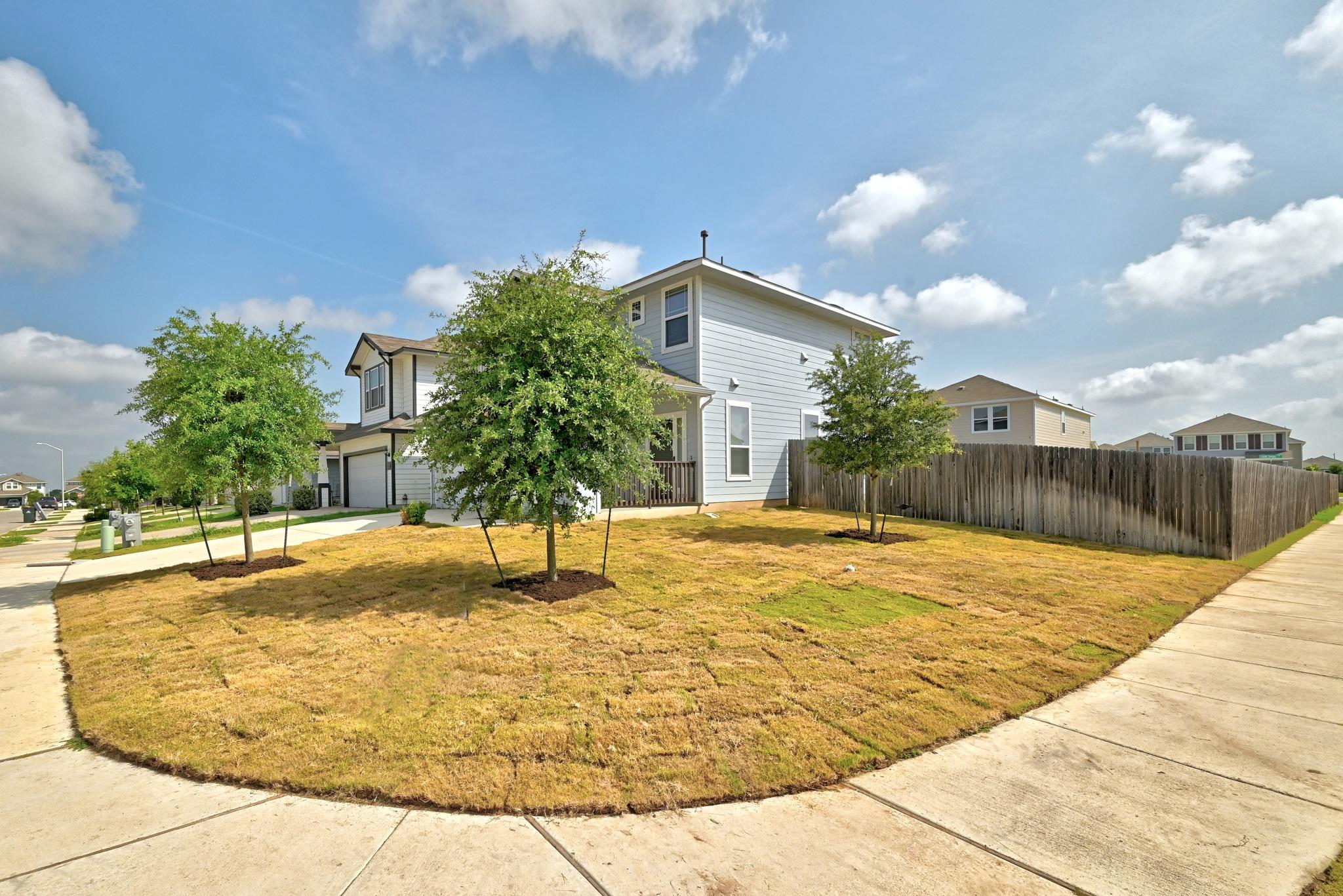 108 Living Reef DR — photo 3