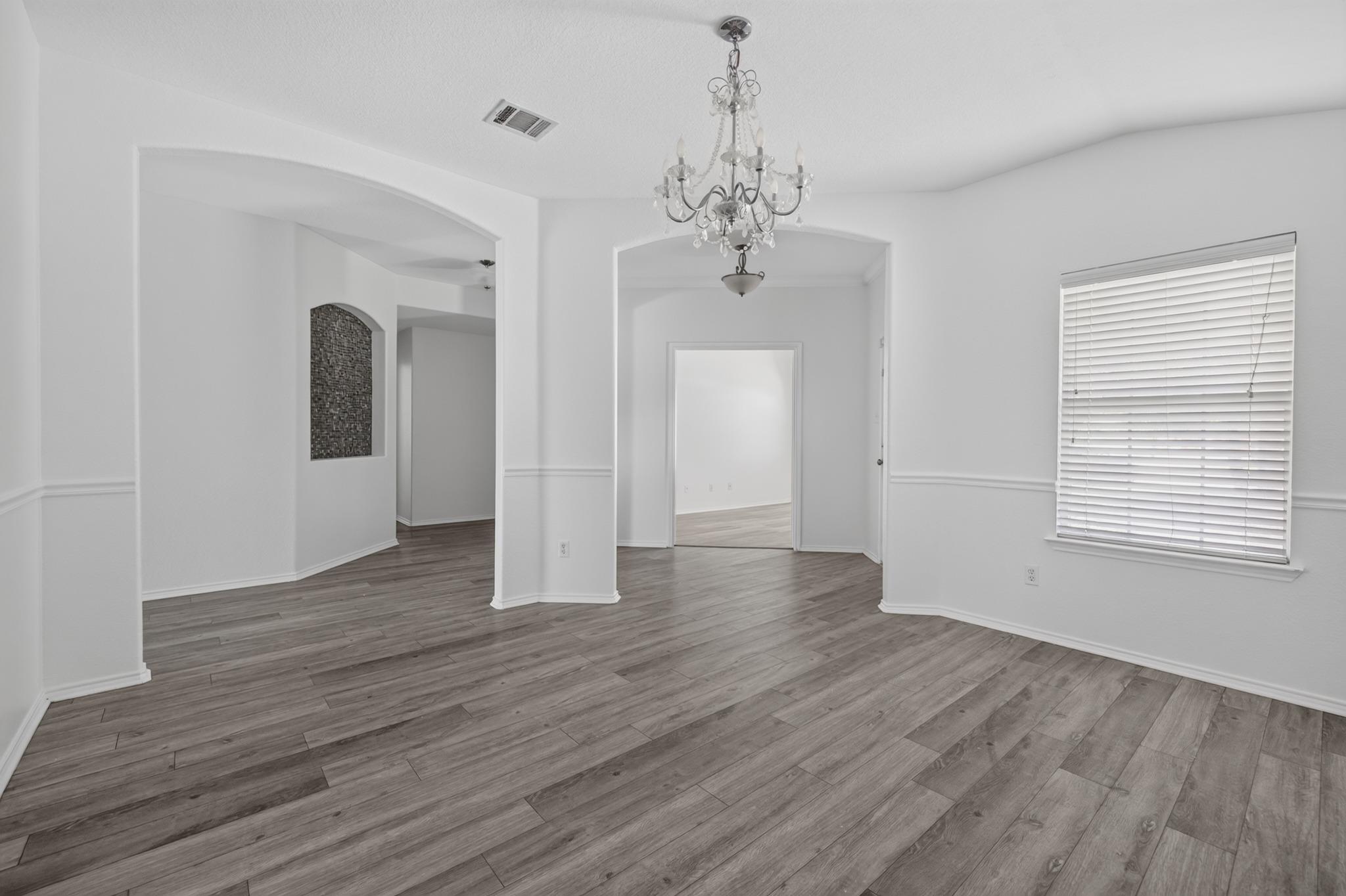 315 Waterlily WAY — photo 3