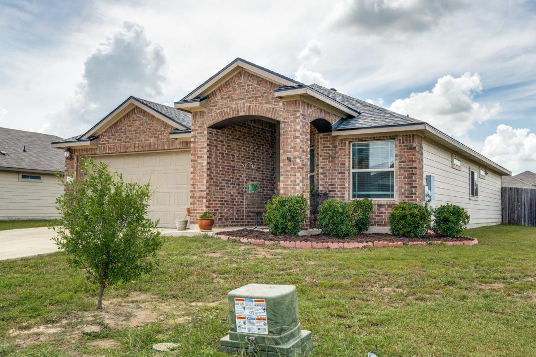 1618 Woodlands DR — photo 4