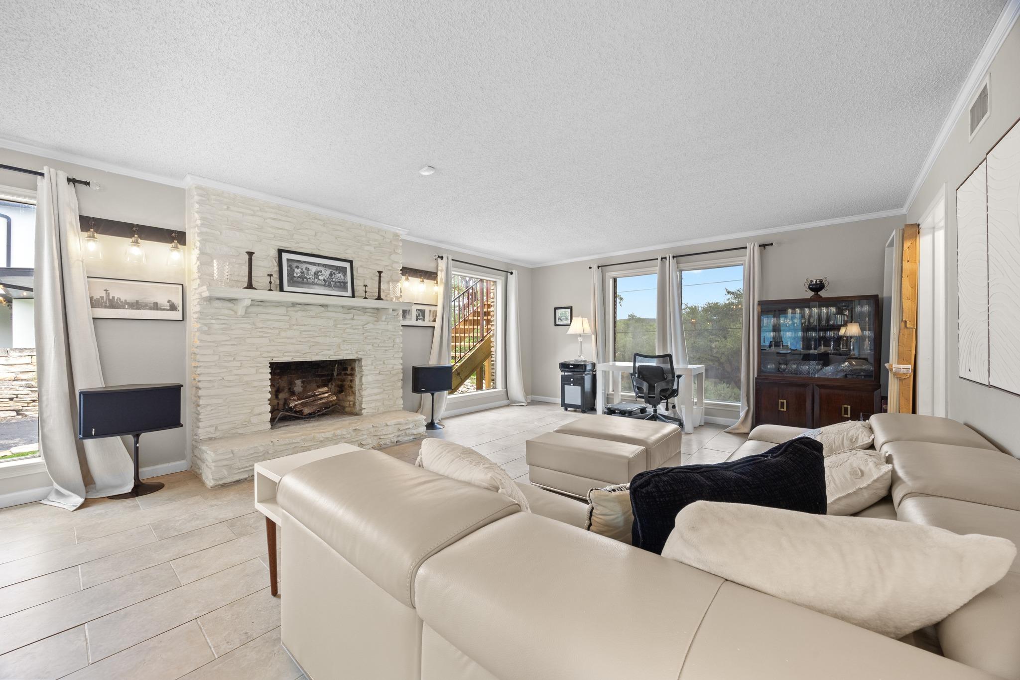 13207 Mansfield DR — photo 4