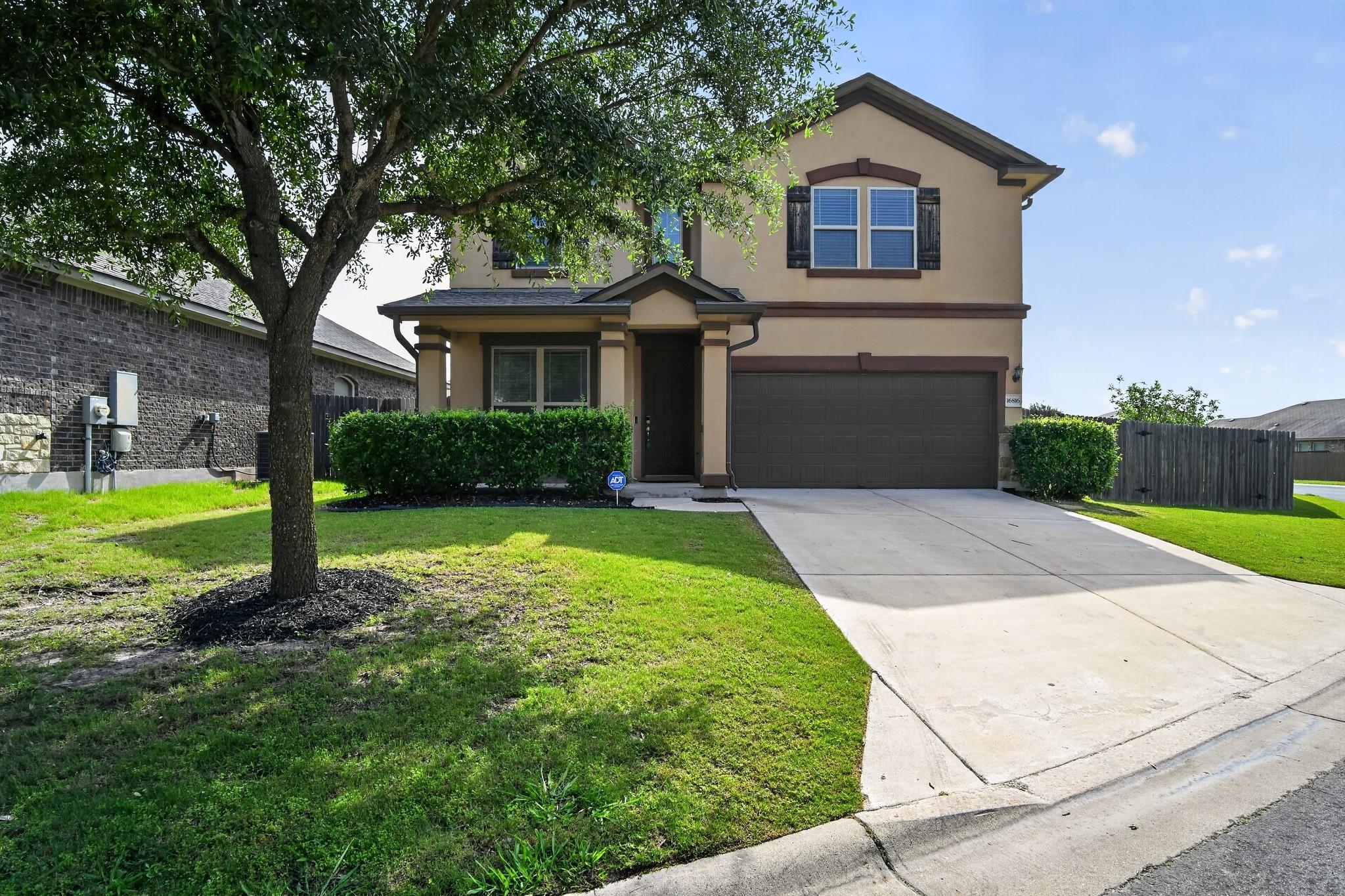 16816 Ruggio RD — photo 3