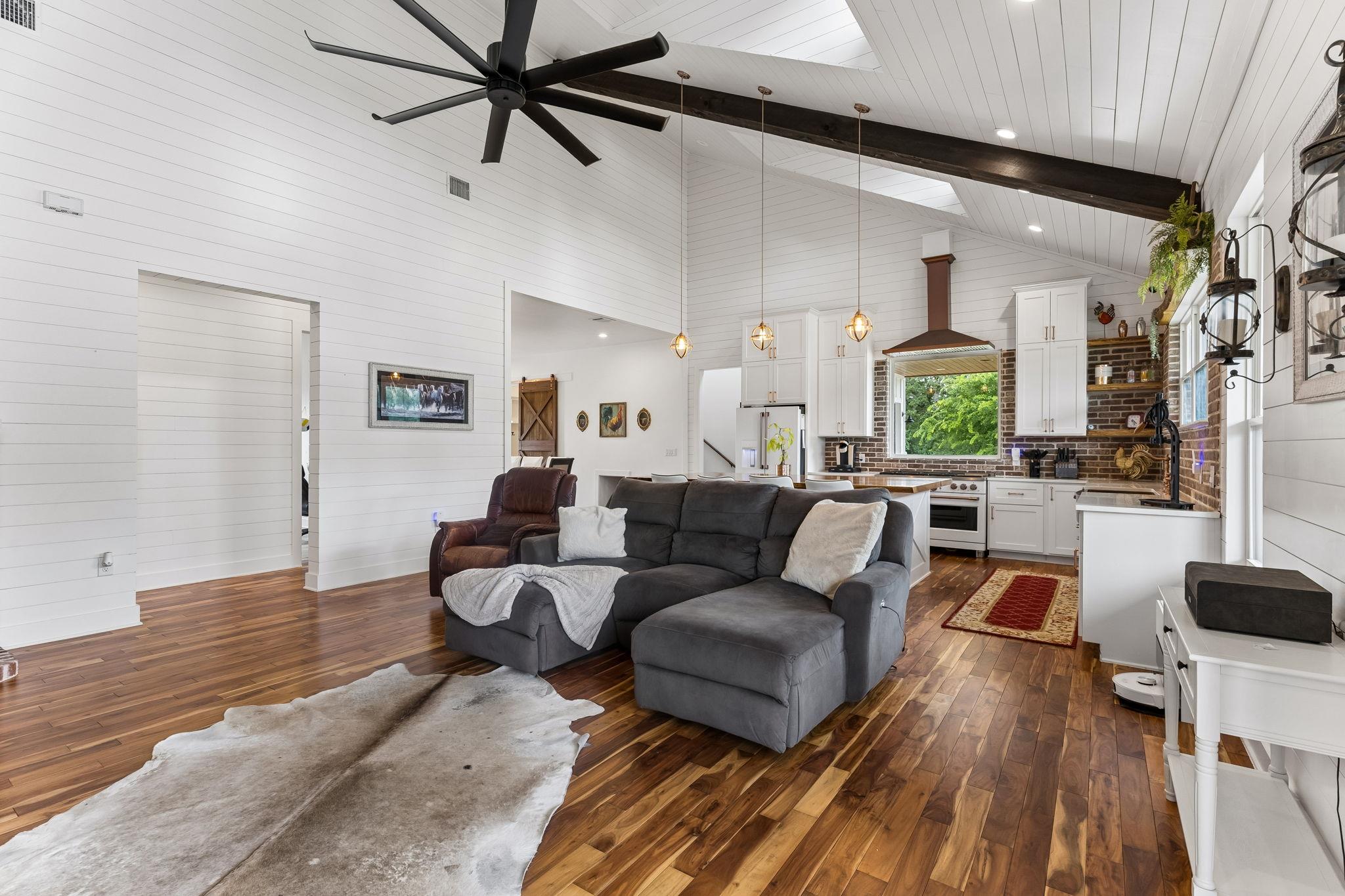 143 Tanglebriar CT — photo 4