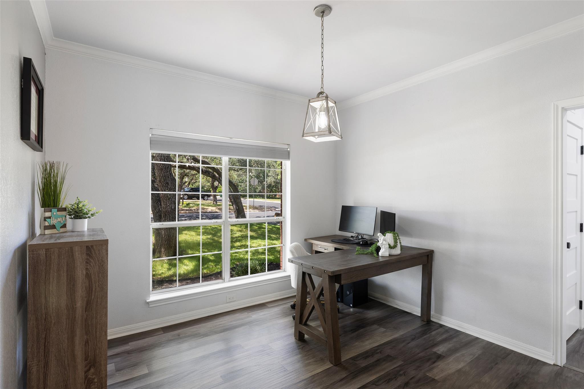 10707 Beckwood DR — photo 4