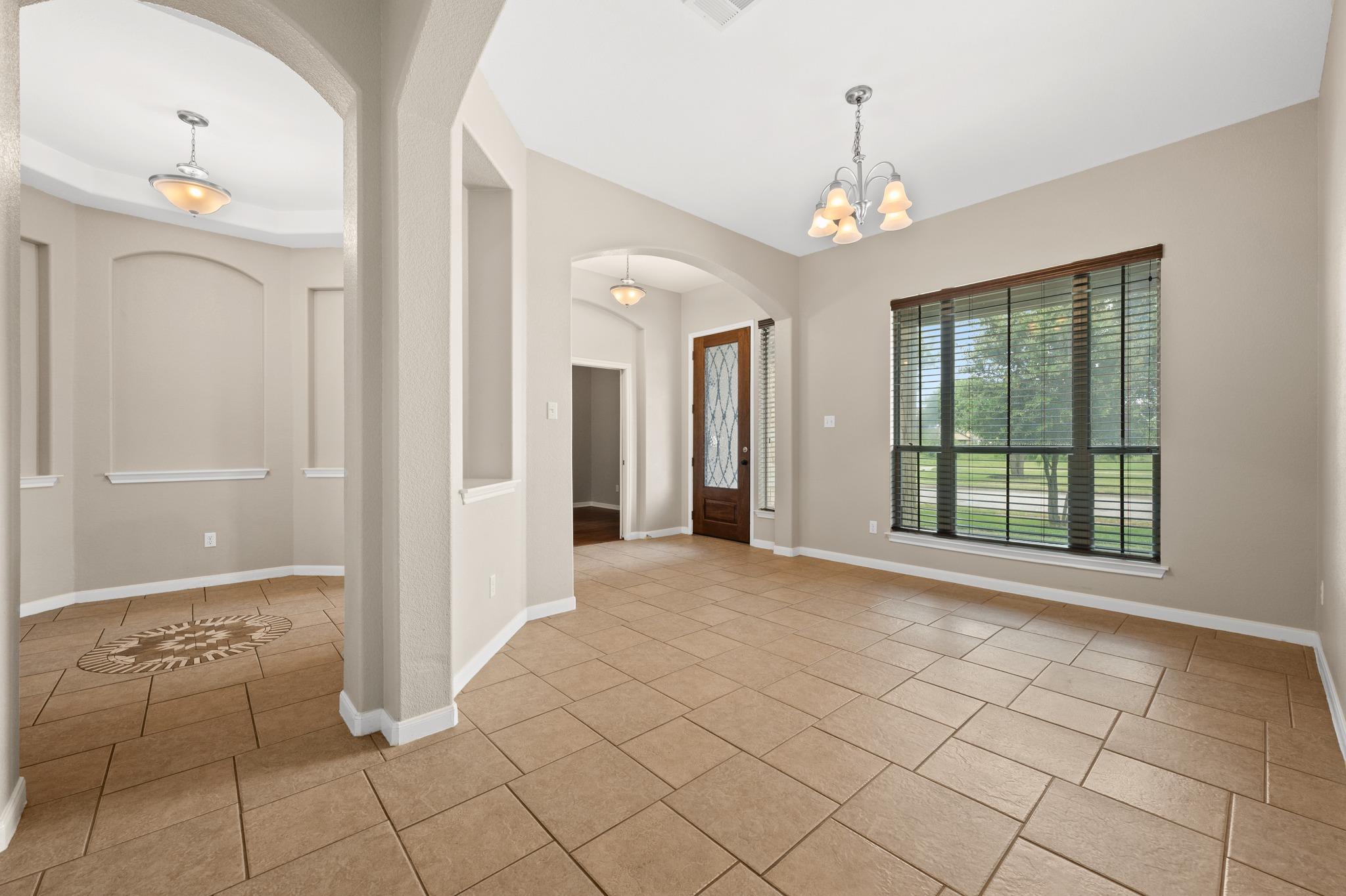 20101 Chayton CIR — photo 4