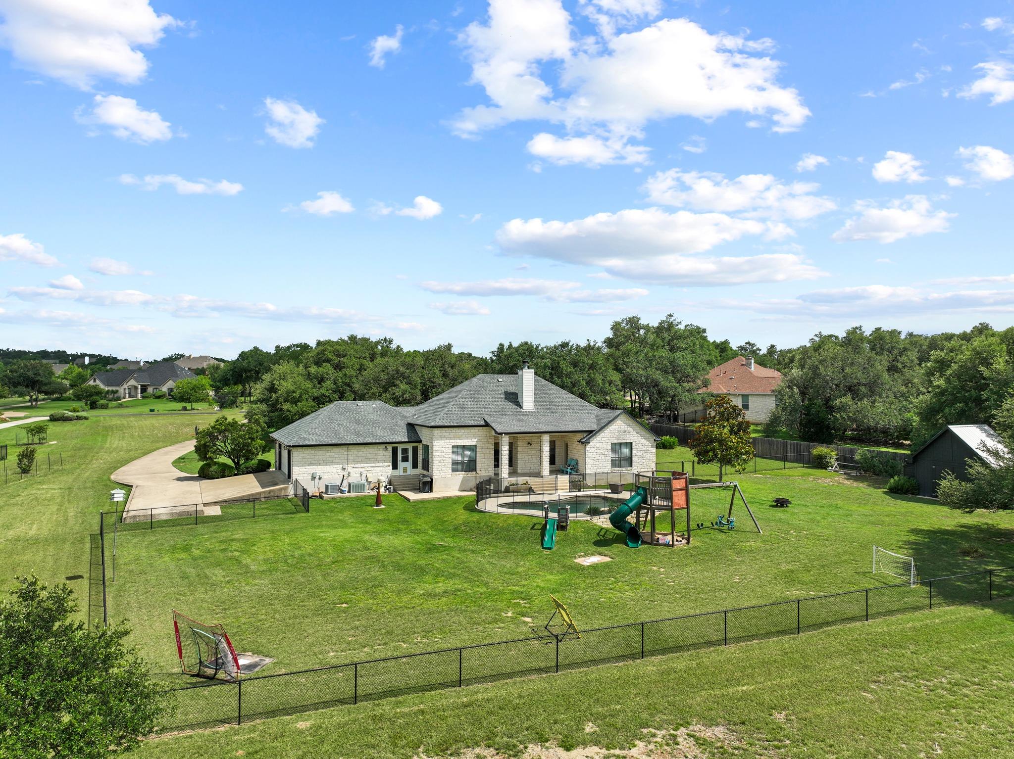 109 Westview DR — photo 4