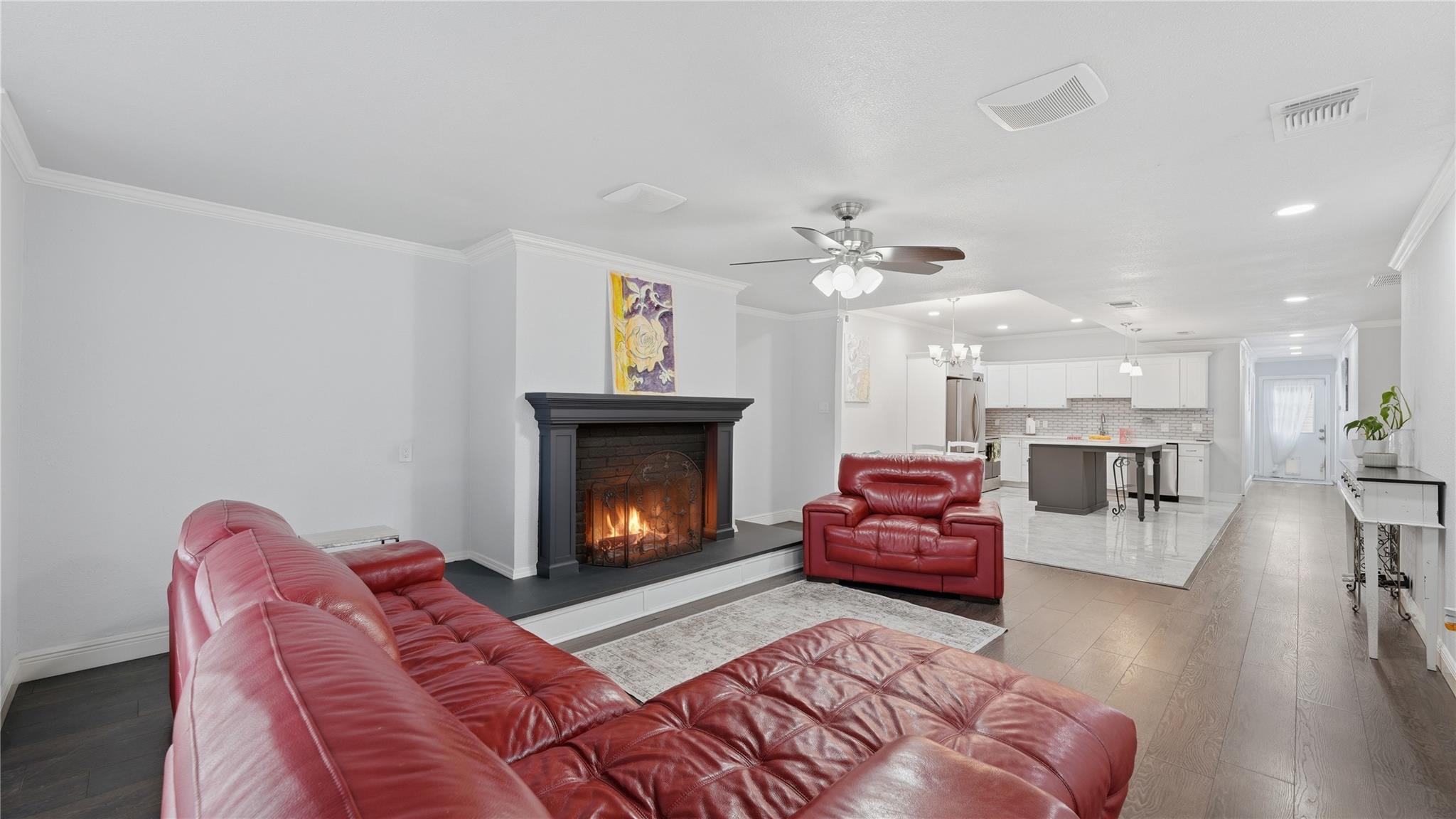 734 Summerwood DR — photo 4