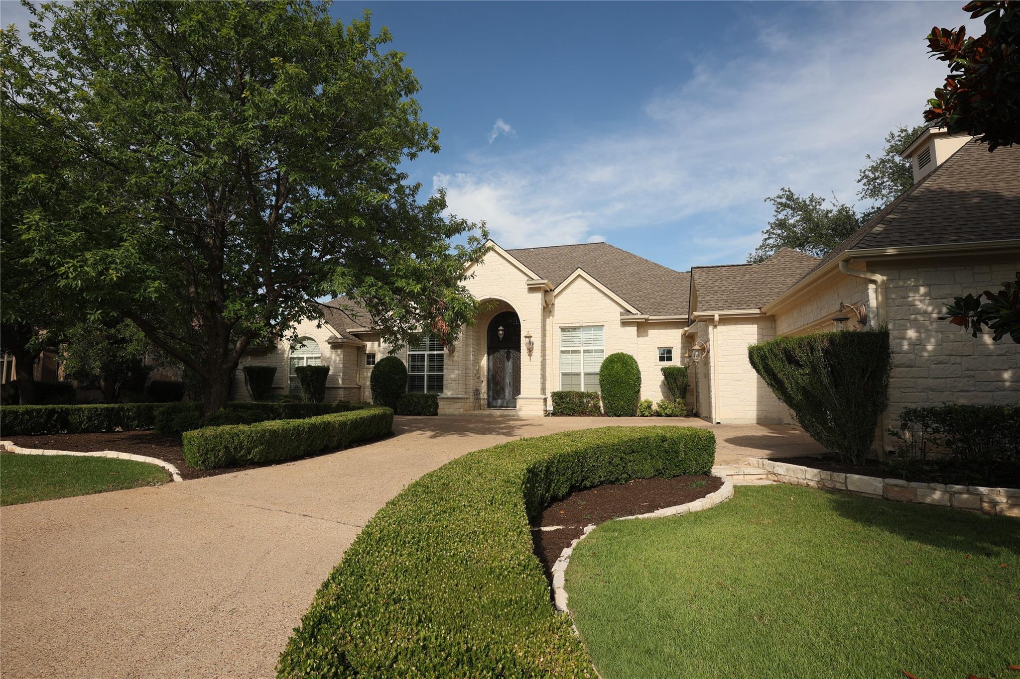 200 Stardust LN — photo 3