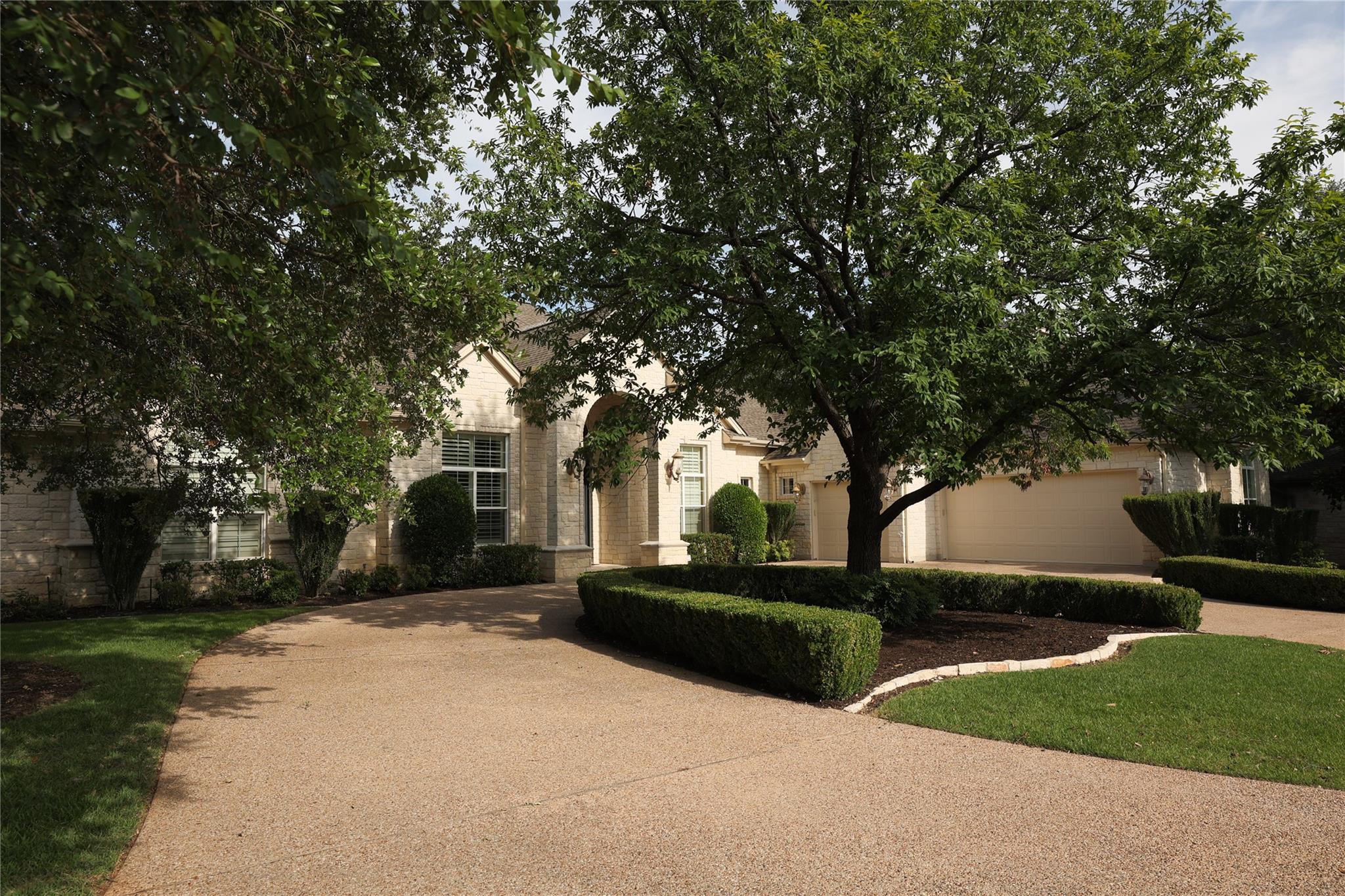 200 Stardust LN — photo 4