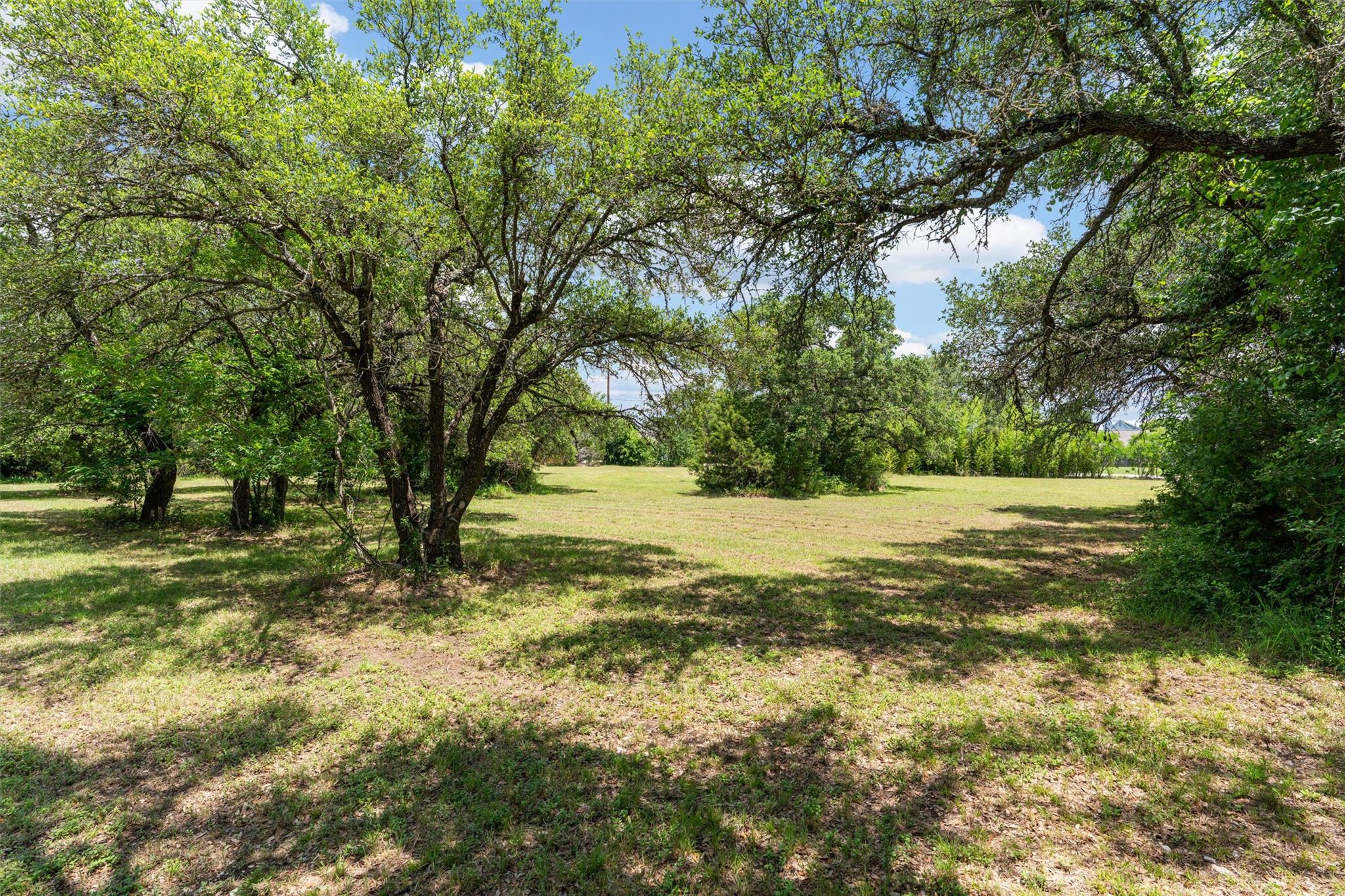 455 Robins LN — photo 5